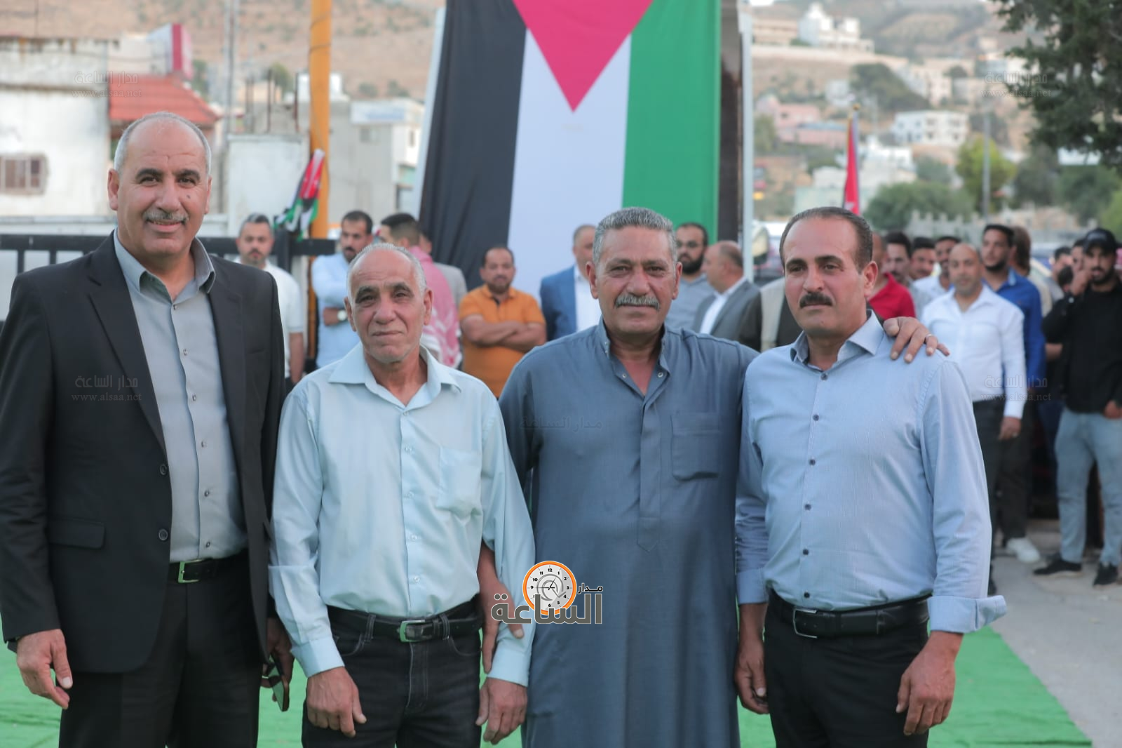 Madar Al-Saa Images 0.7665863531514384