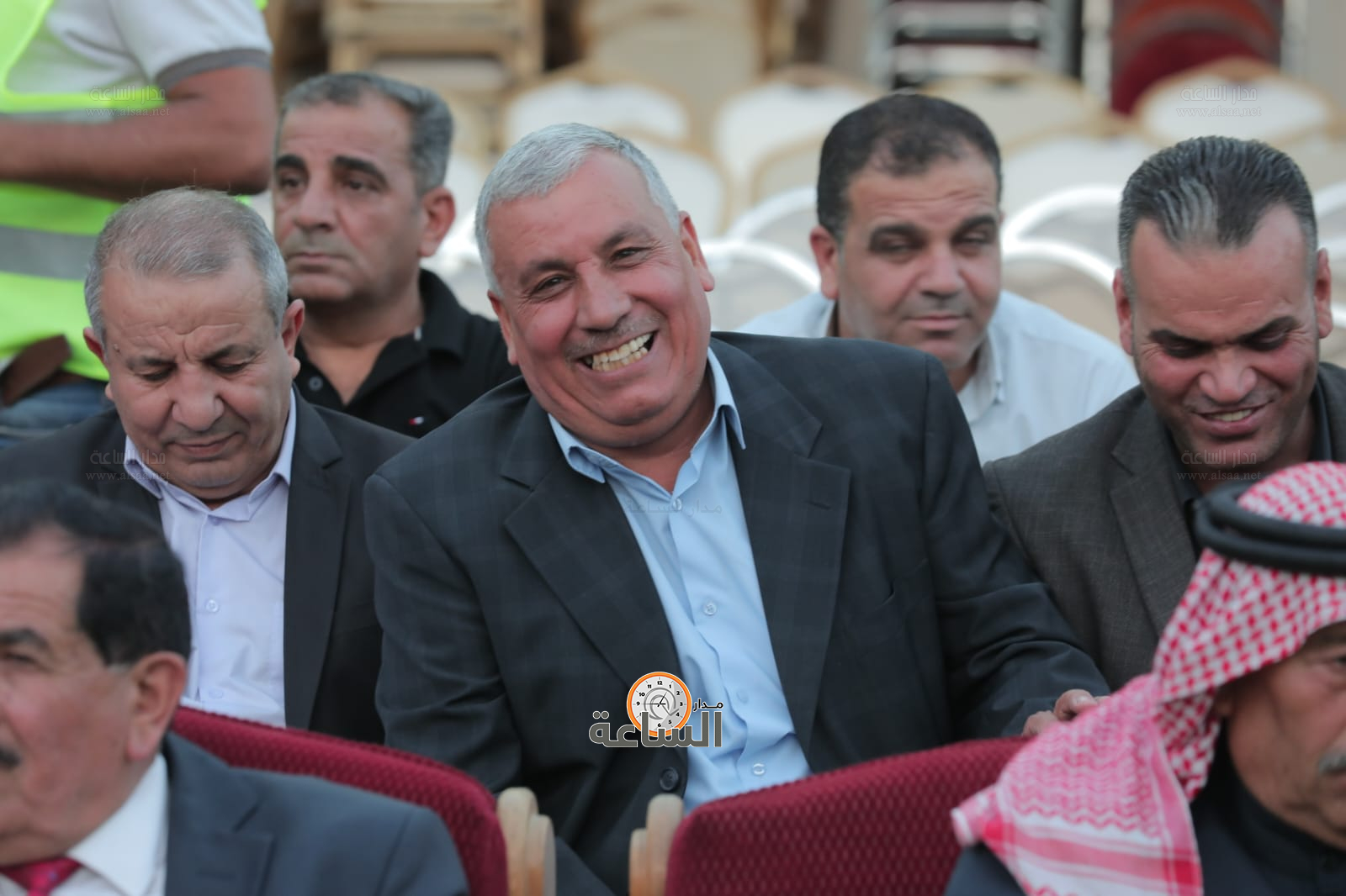 Madar Al-Saa Images 0.4827933295598198