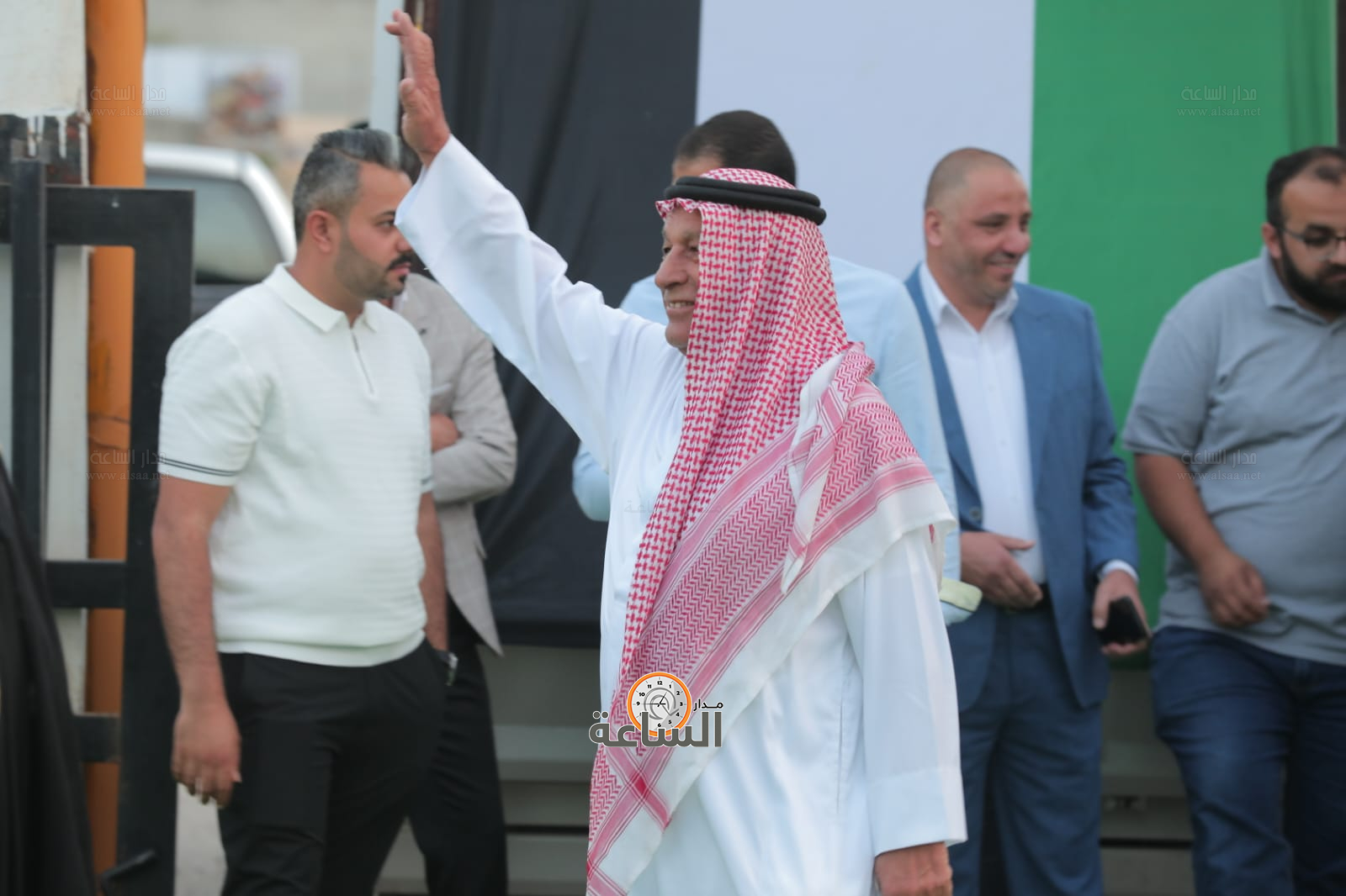 Madar Al-Saa Images 0.1486252056472246