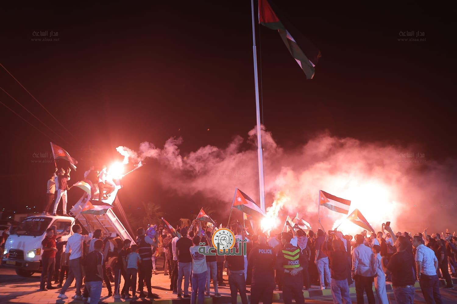 Madar Al-Saa Images 0.8482132261762328