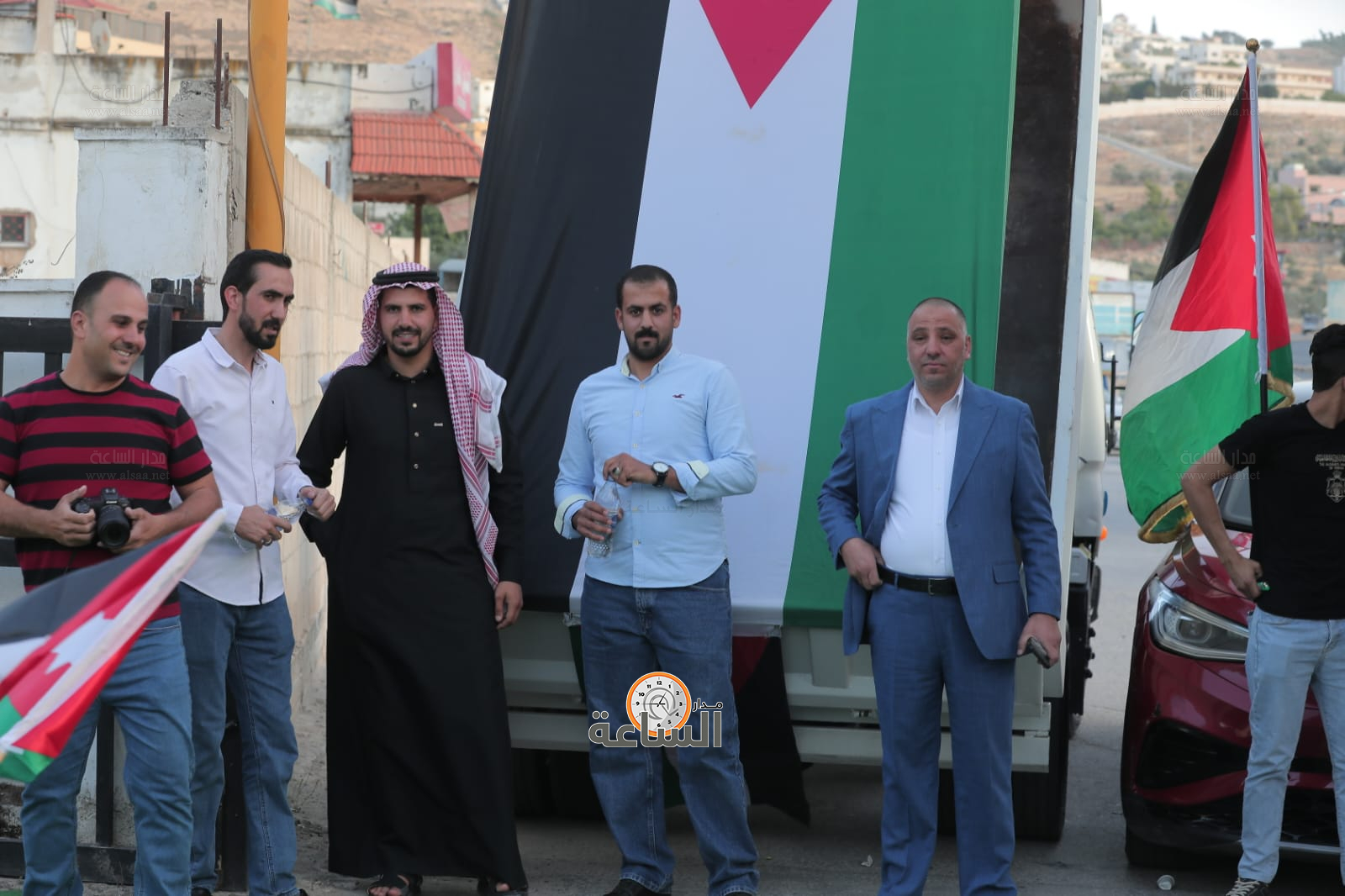 Madar Al-Saa Images 0.12421756405569839