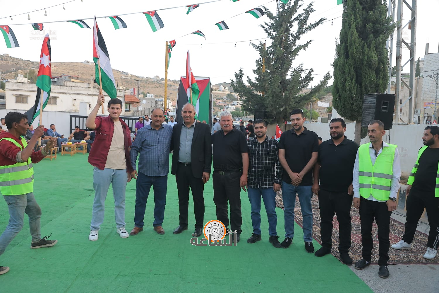 Madar Al-Saa Images 0.443683971651347