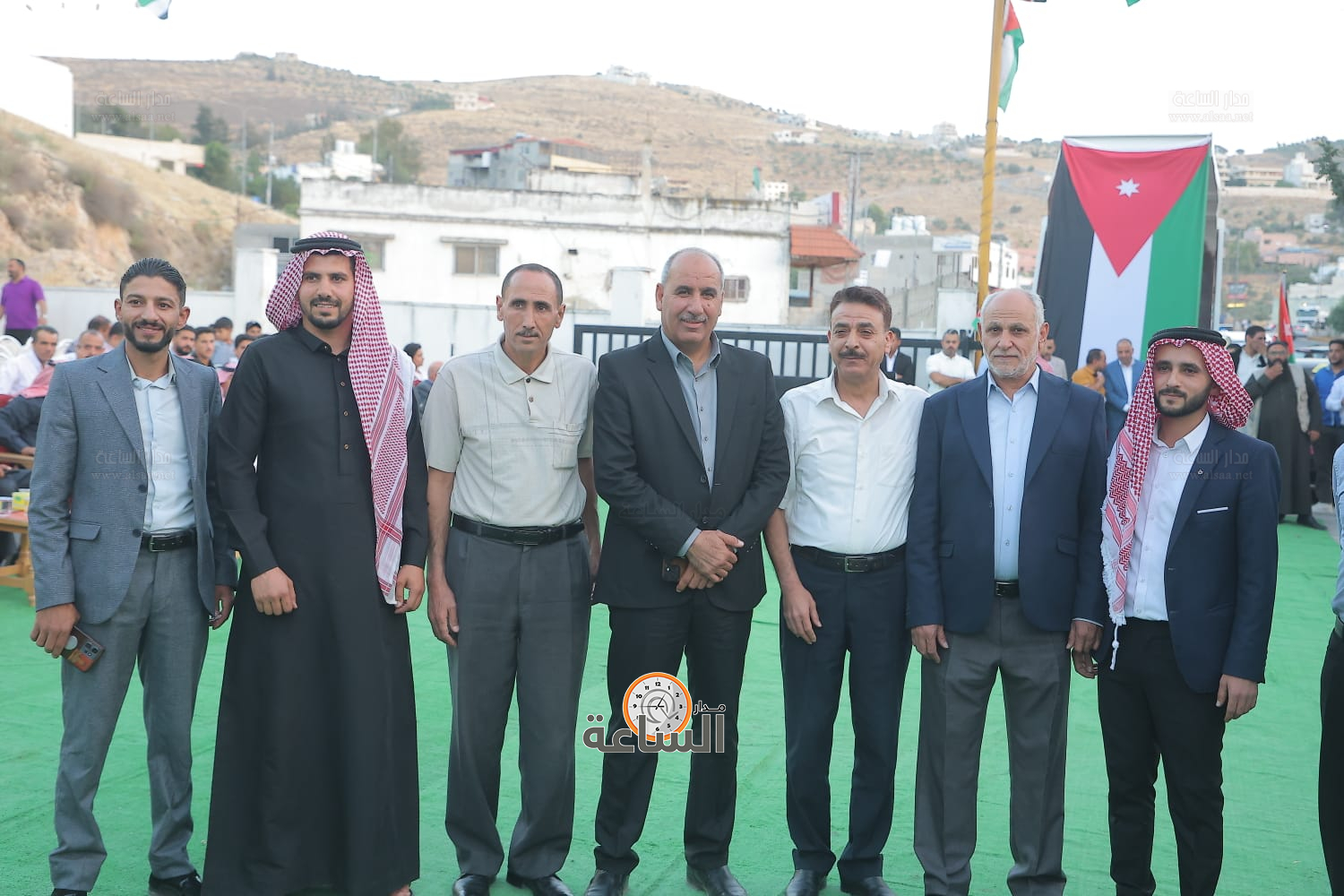 Madar Al-Saa Images 0.512385317556214