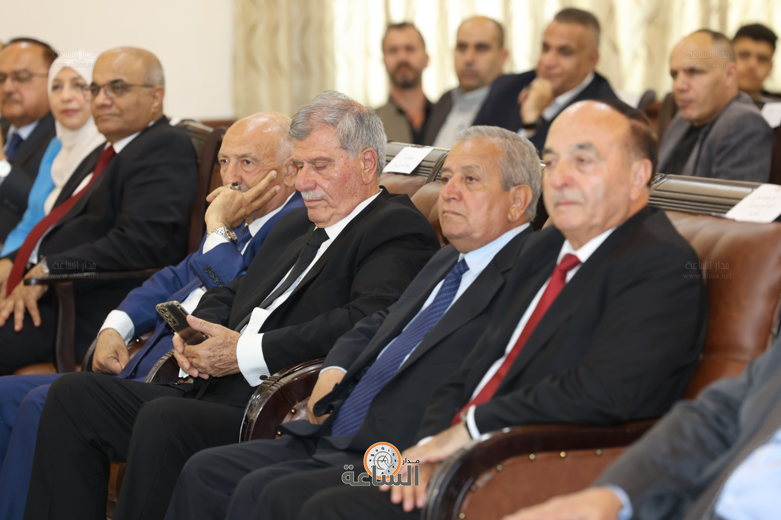 Madar Al-Saa Images 0.33438790656481543