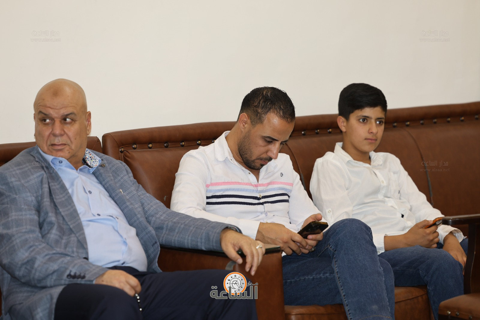 Madar Al-Saa Images 0.37926390539989185