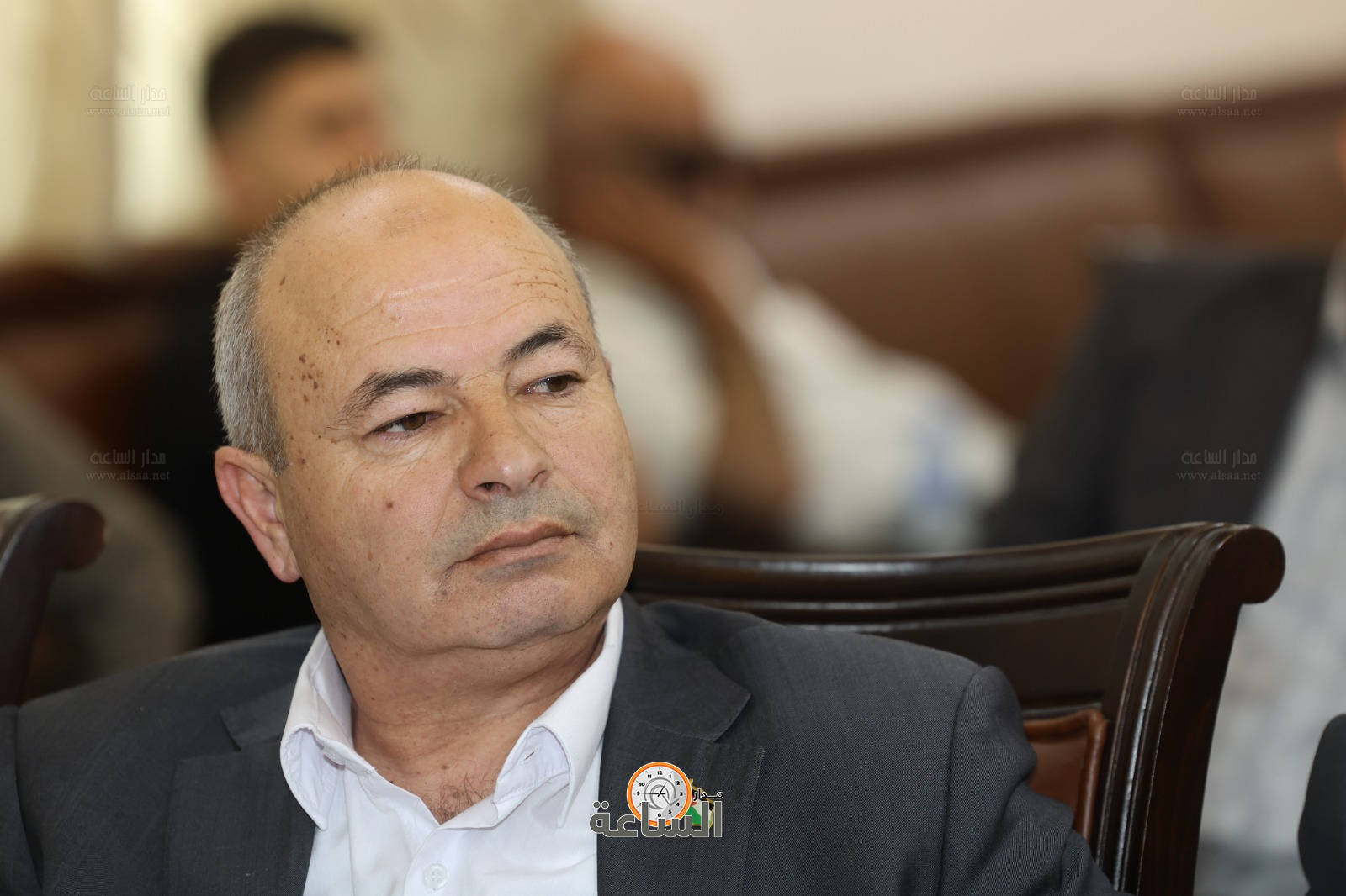 Madar Al-Saa Images 0.7755474932020584