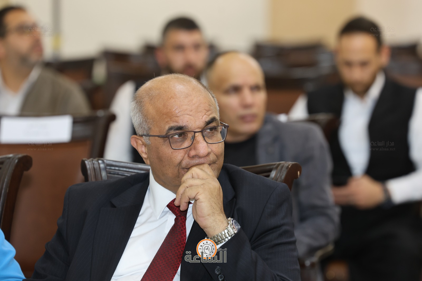 Madar Al-Saa Images 0.355572258699028