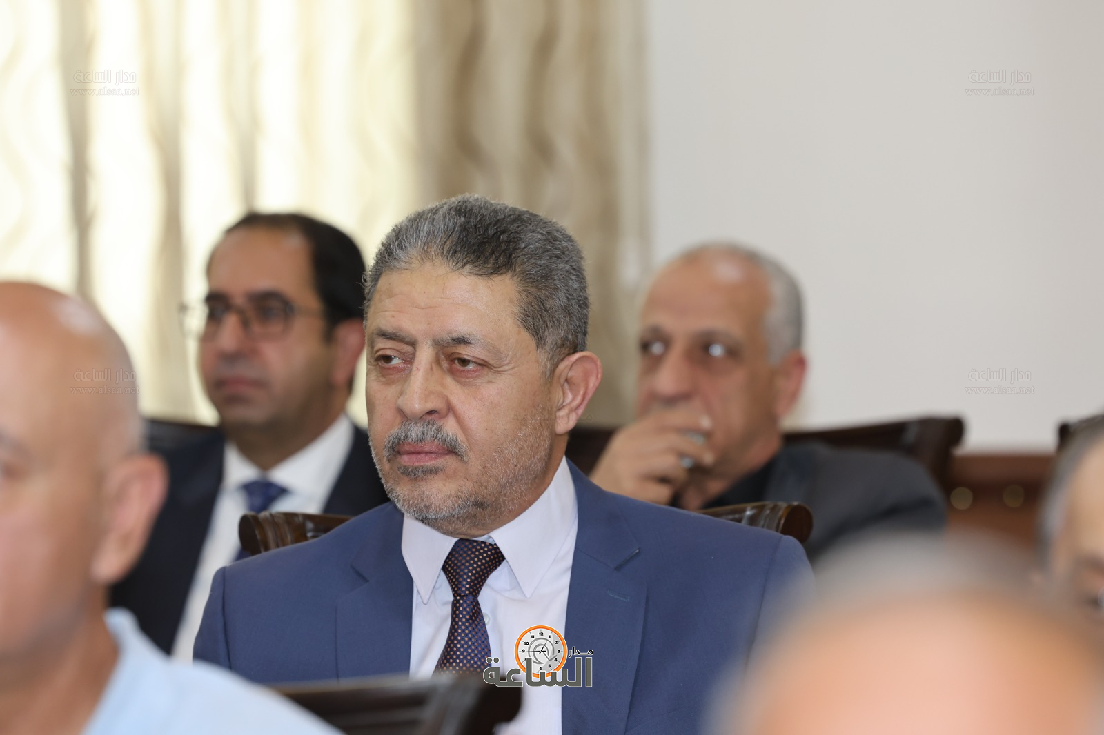 Madar Al-Saa Images 0.4795404979974962