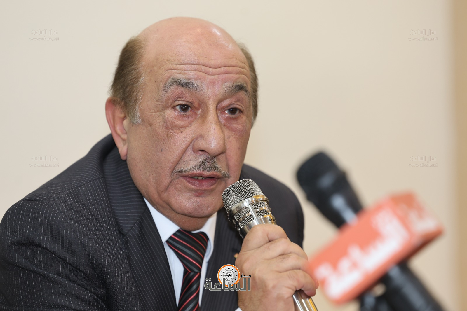 Madar Al-Saa Images 0.6056428101184836