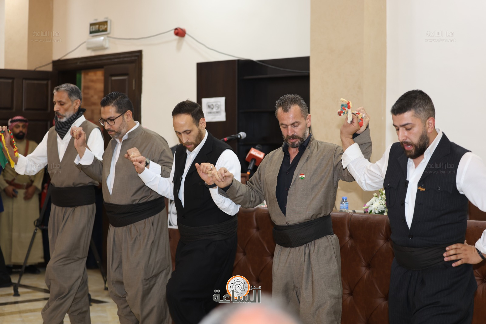 Madar Al-Saa Images 0.1086947180627843