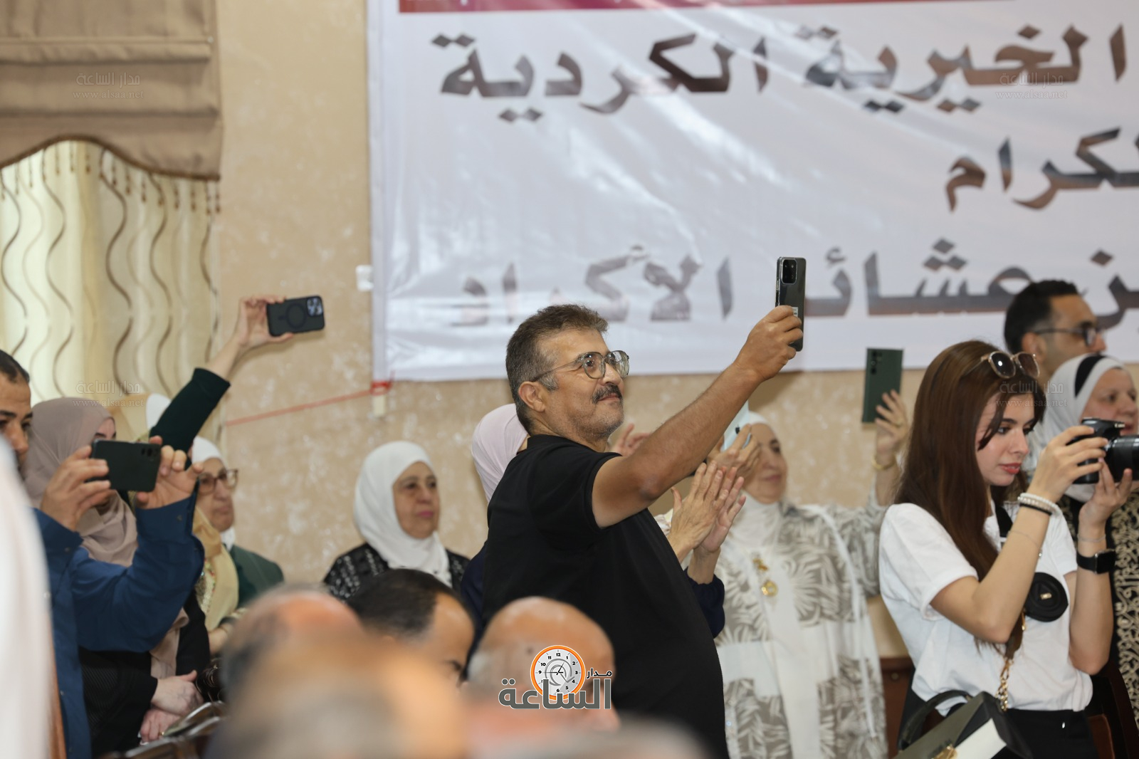 Madar Al-Saa Images 0.29322948194672616