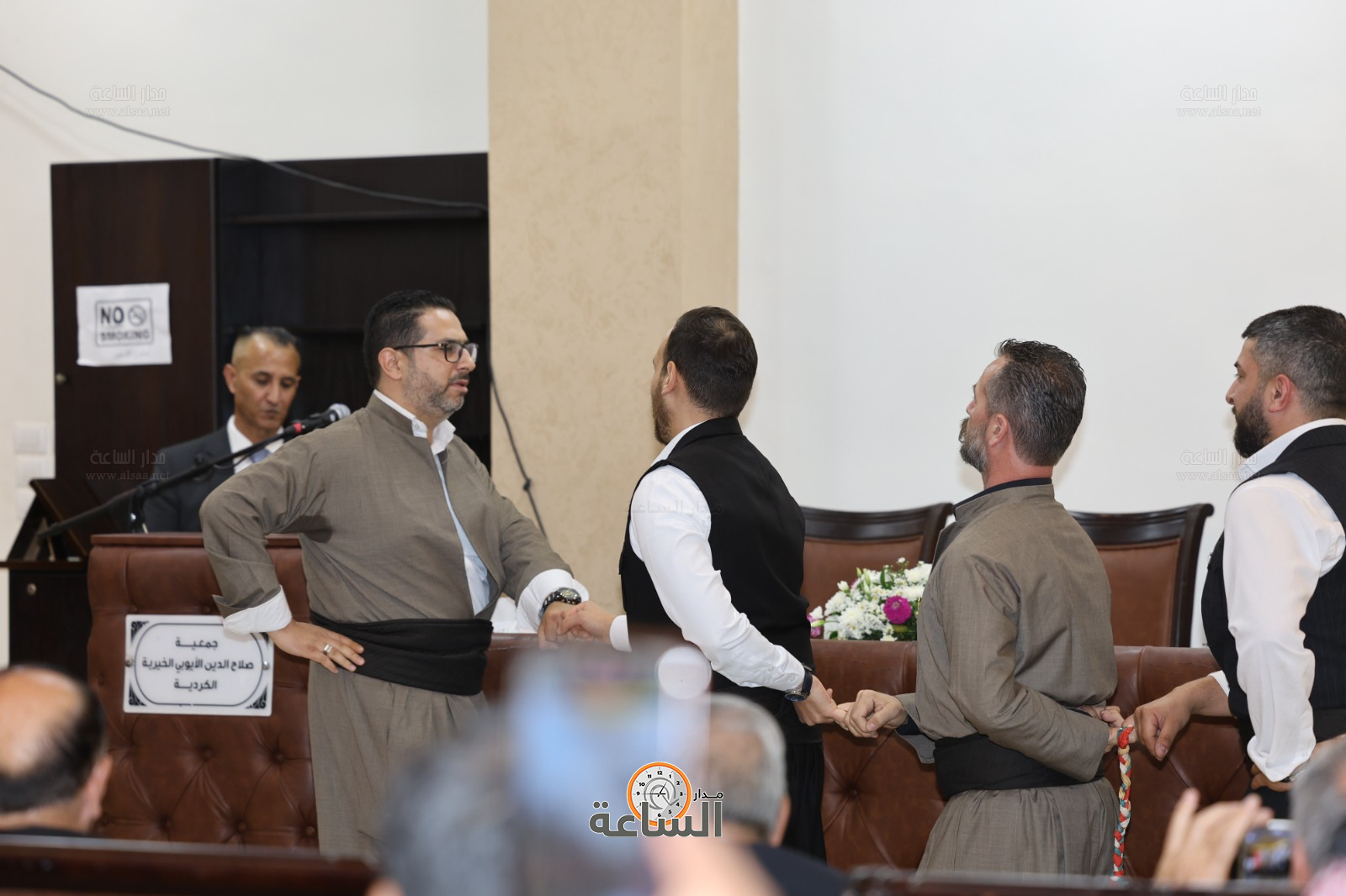 Madar Al-Saa Images 0.8212811309686736