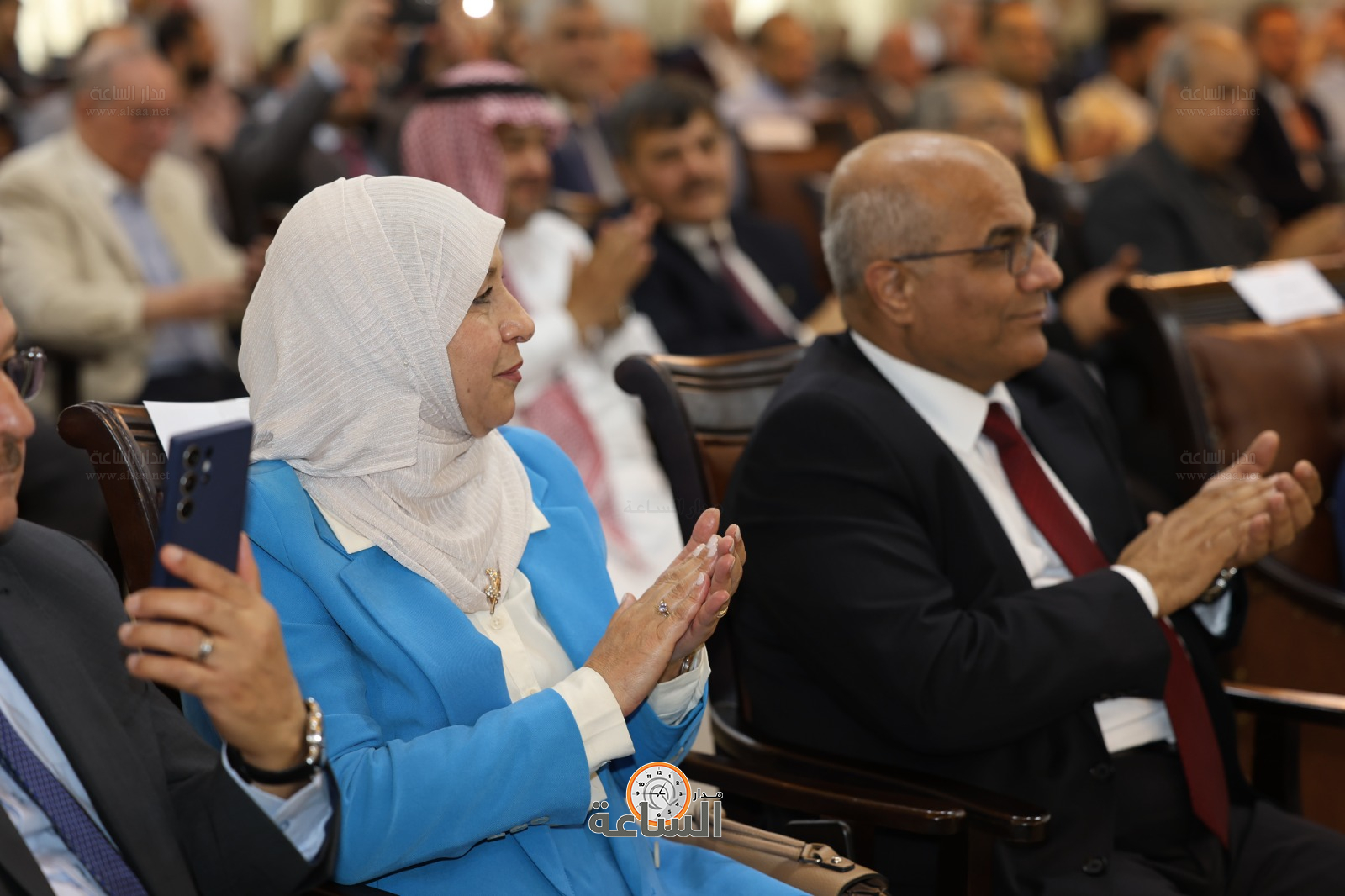 Madar Al-Saa Images 0.6448088506015522