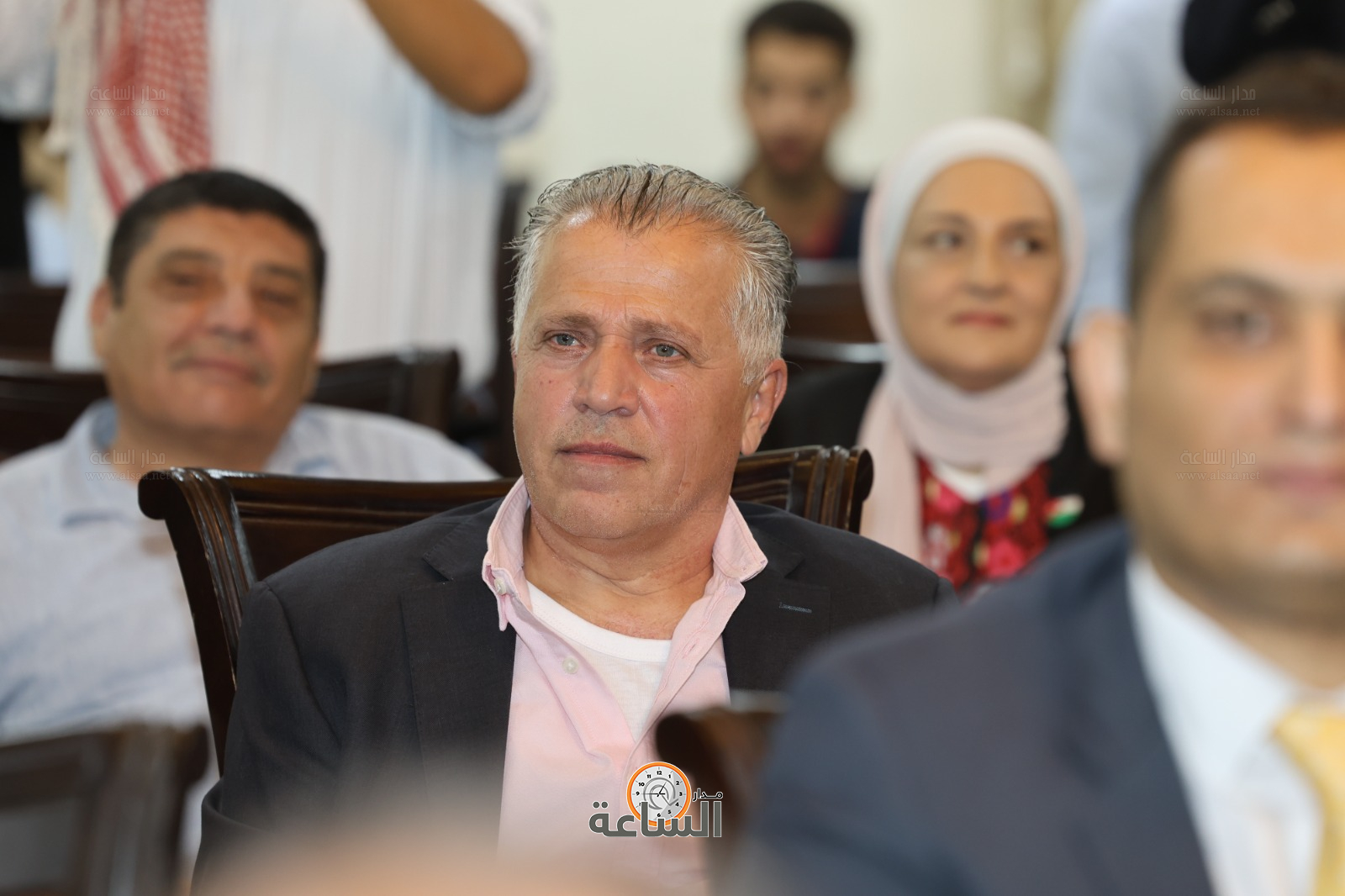 Madar Al-Saa Images 0.13332812235100822