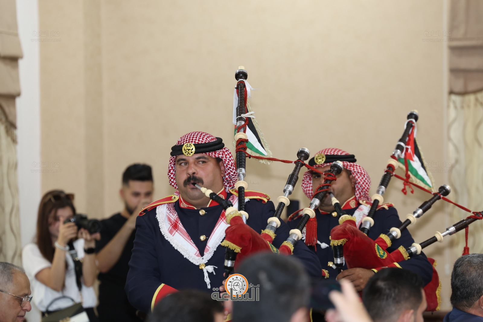 Madar Al-Saa Images 0.7530324003402236