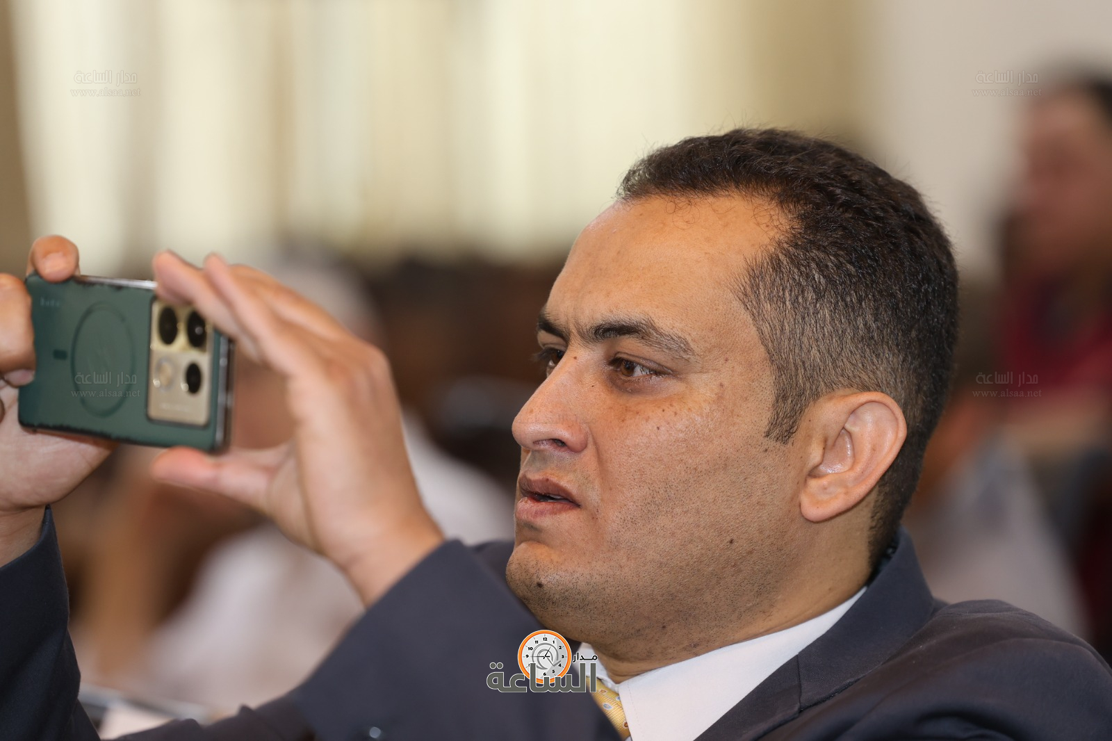 Madar Al-Saa Images 0.42499575094397646