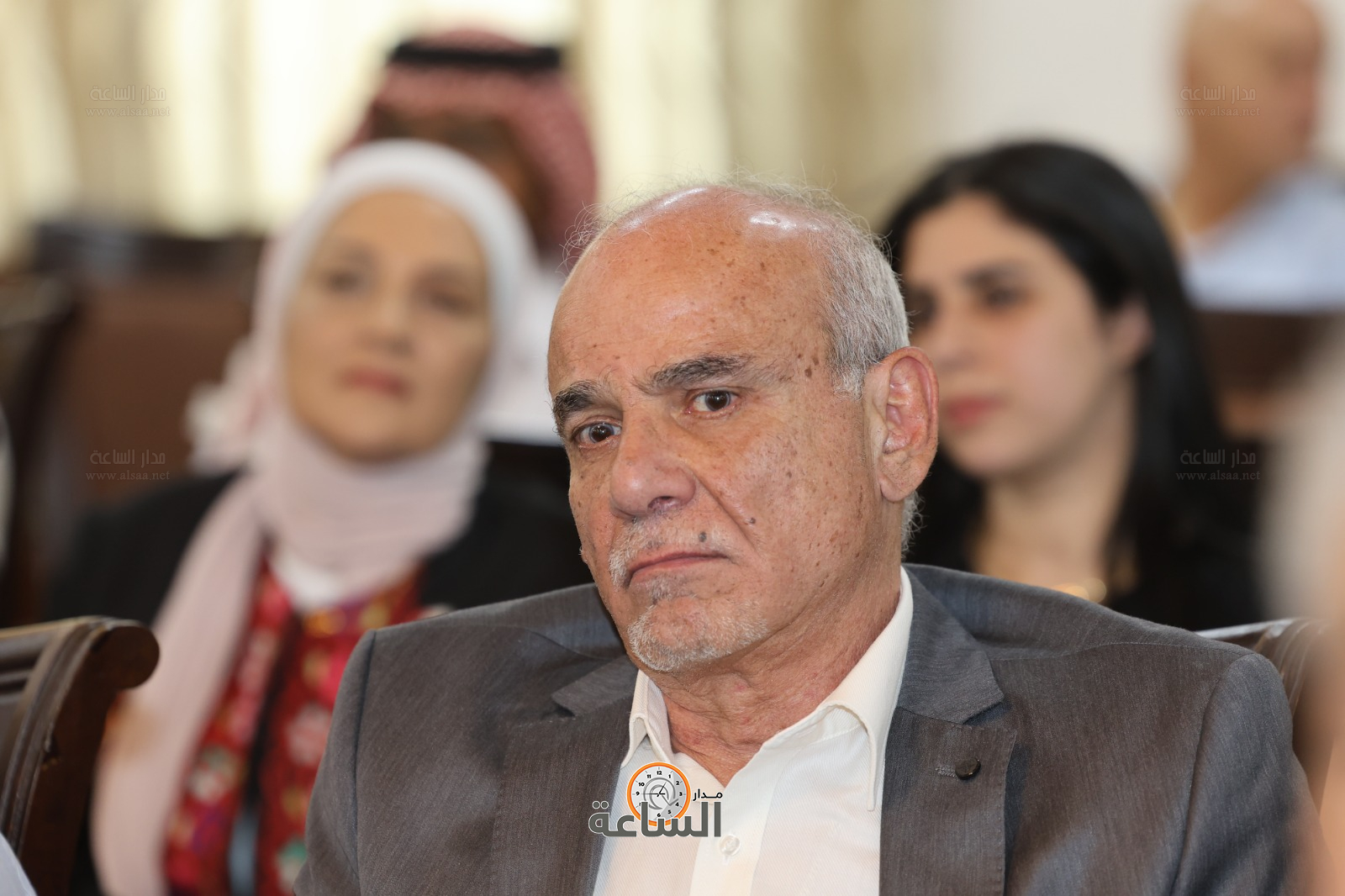 Madar Al-Saa Images 0.2957387635032712