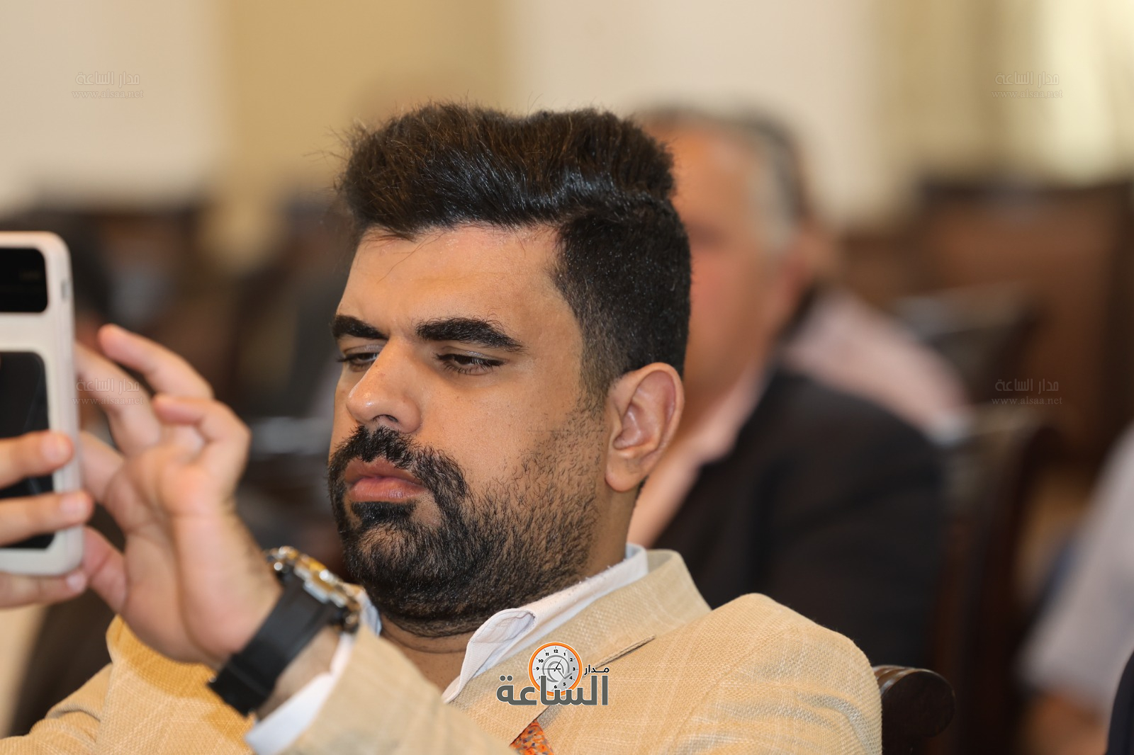 Madar Al-Saa Images 0.8907440084288565