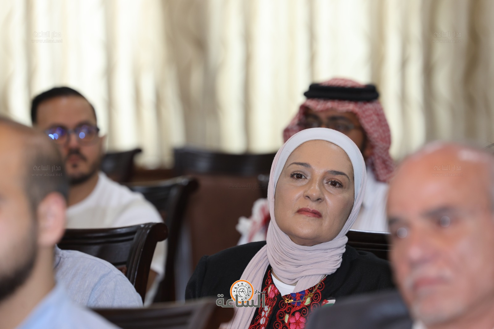 Madar Al-Saa Images 0.5222672993131653