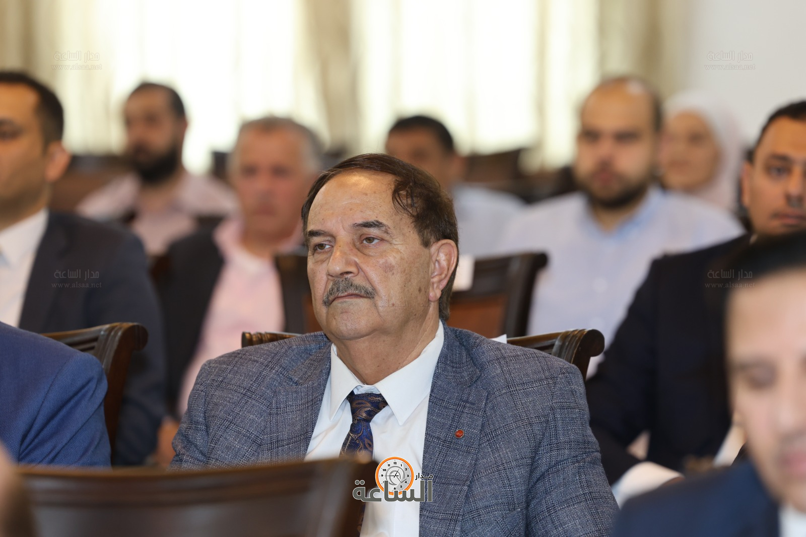 Madar Al-Saa Images 0.01806480678608724