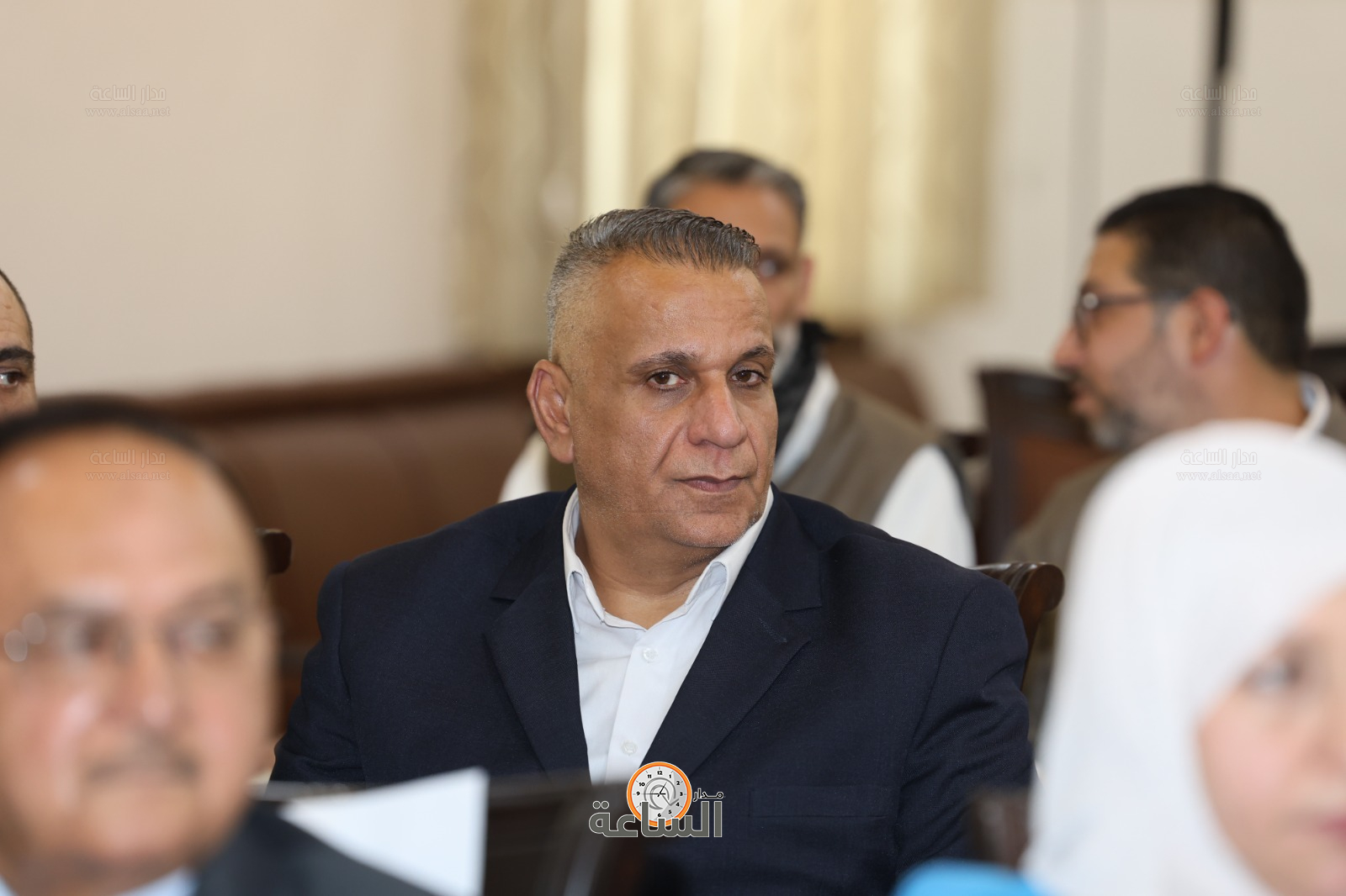 Madar Al-Saa Images 0.1724305041416172