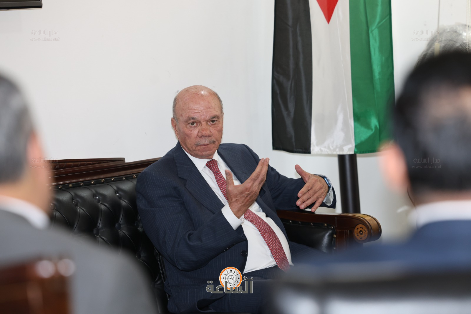 Madar Al-Saa Images 0.7505883747203206