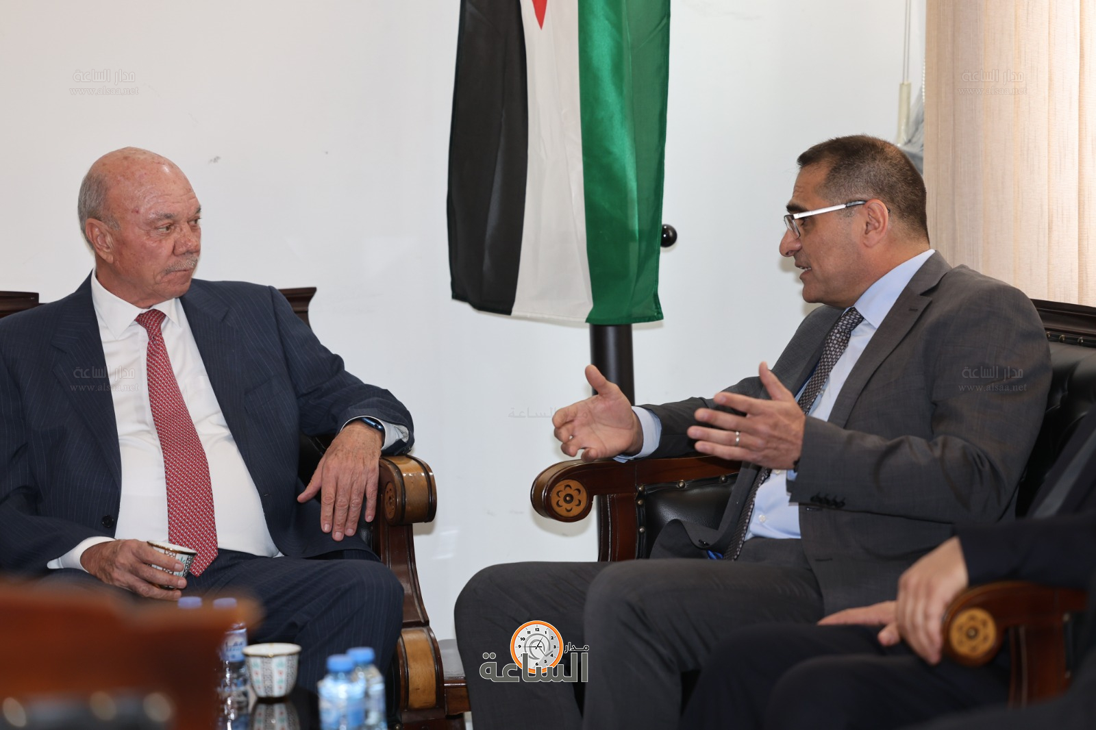 Madar Al-Saa Images 0.19947100988027744