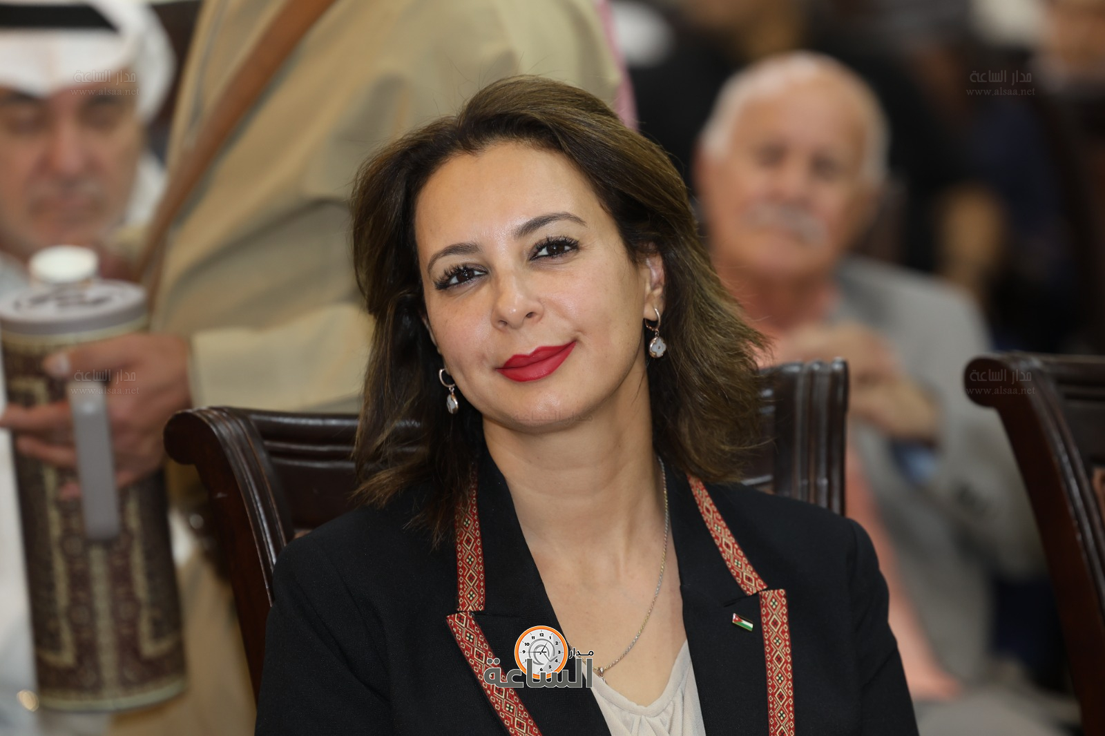 Madar Al-Saa Images 0.38057446509867643