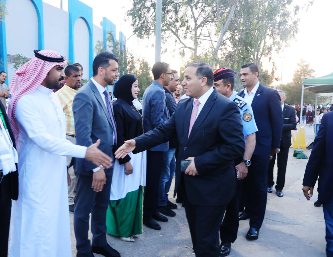 Madar Al-Saa Images 0.6791165469722262