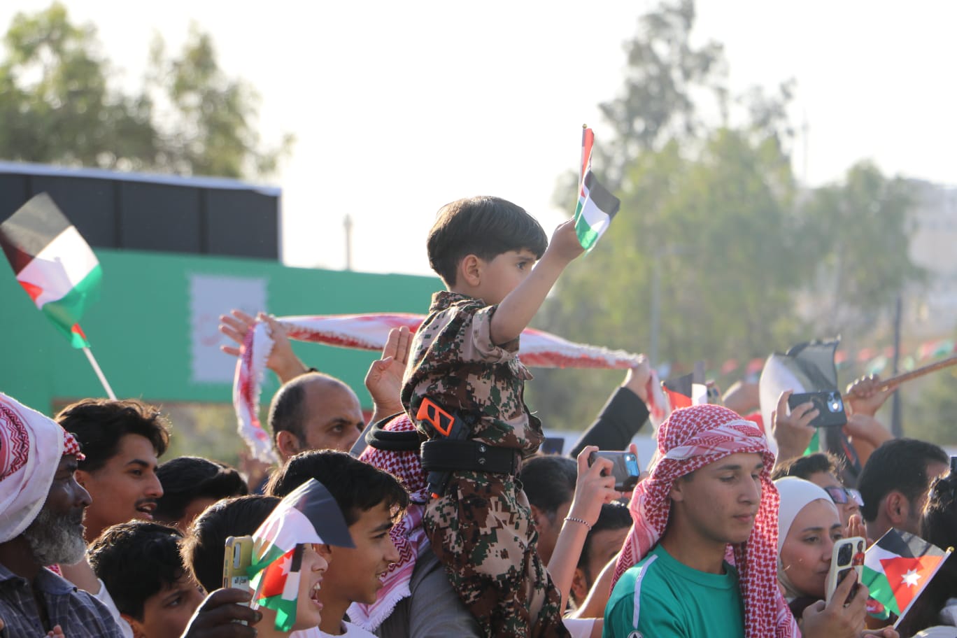 Madar Al-Saa Images 0.20905399050274165