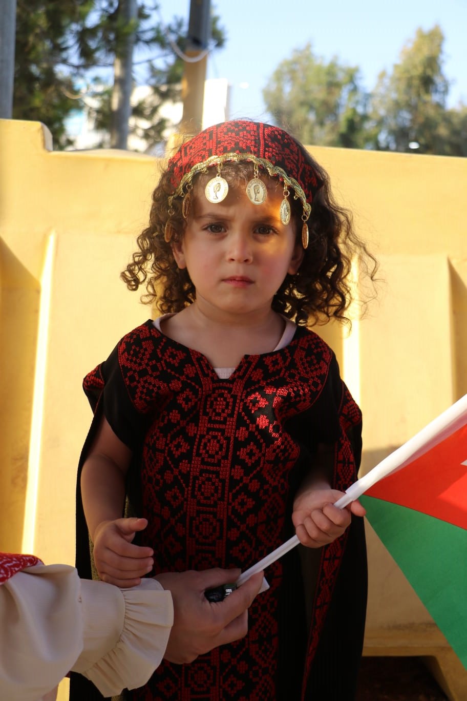 Madar Al-Saa Images 0.6688398390633099