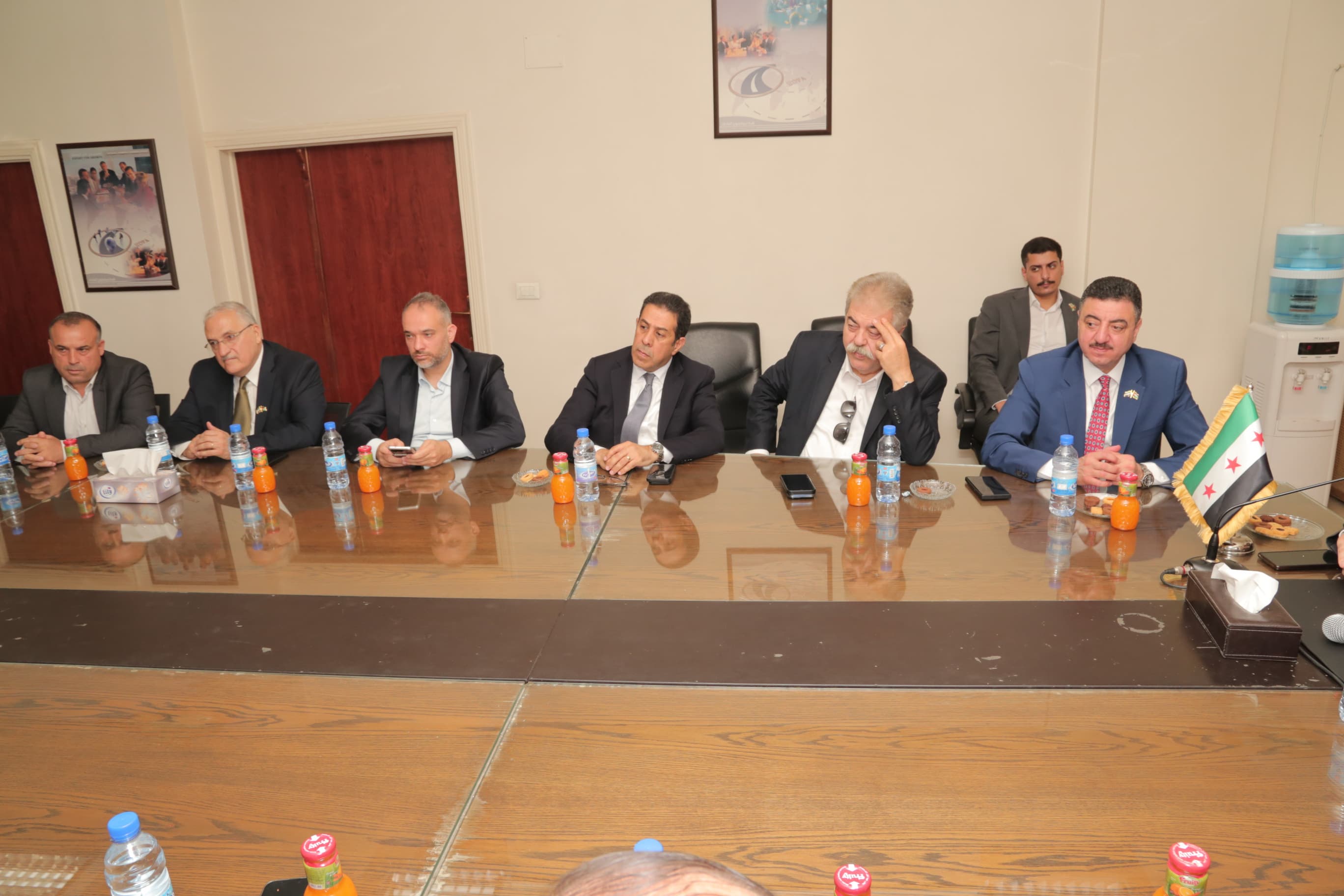 Madar Al-Saa Images 0.19002055300843657