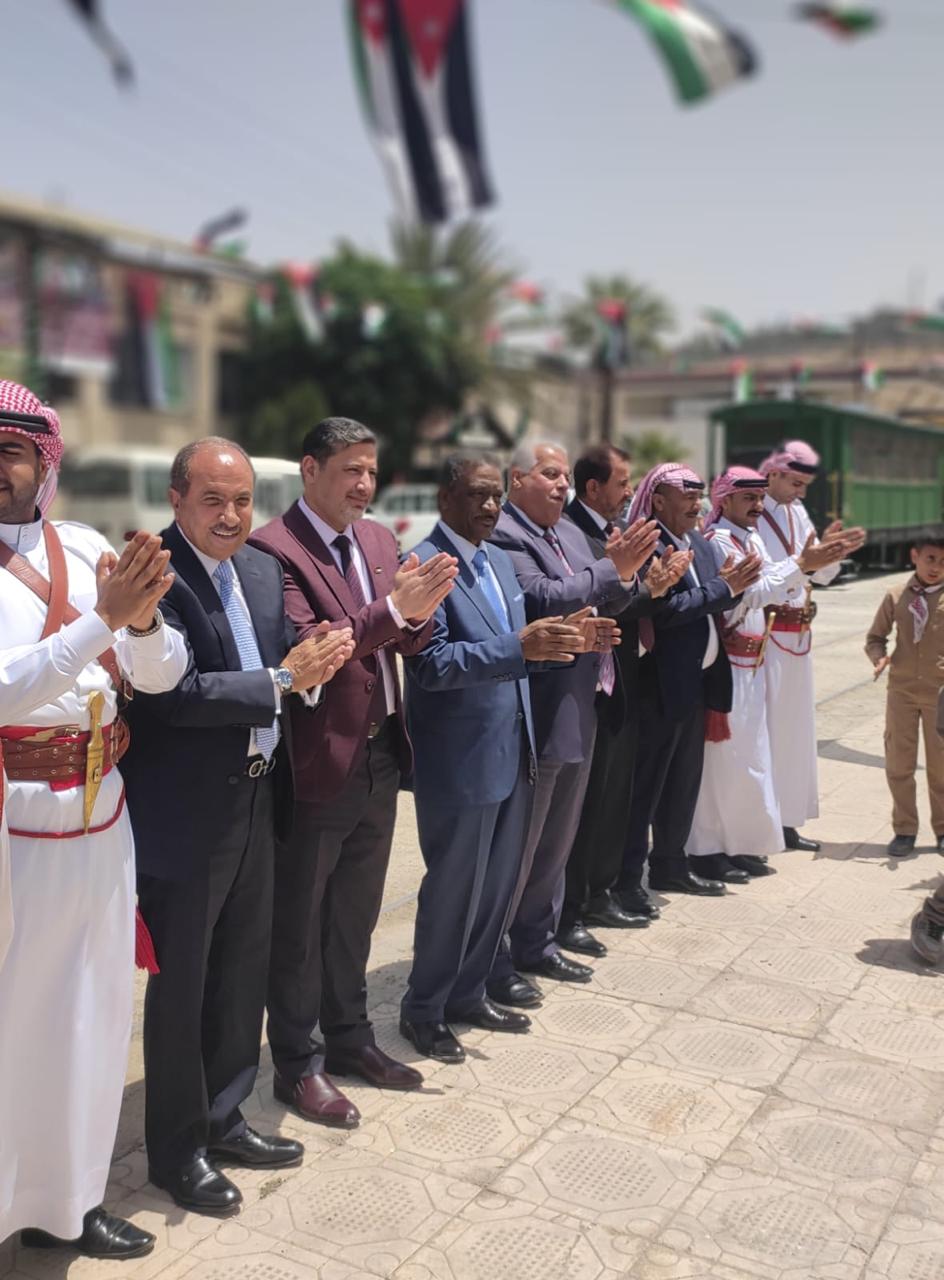 Madar Al-Saa Images 0.6564312956639963