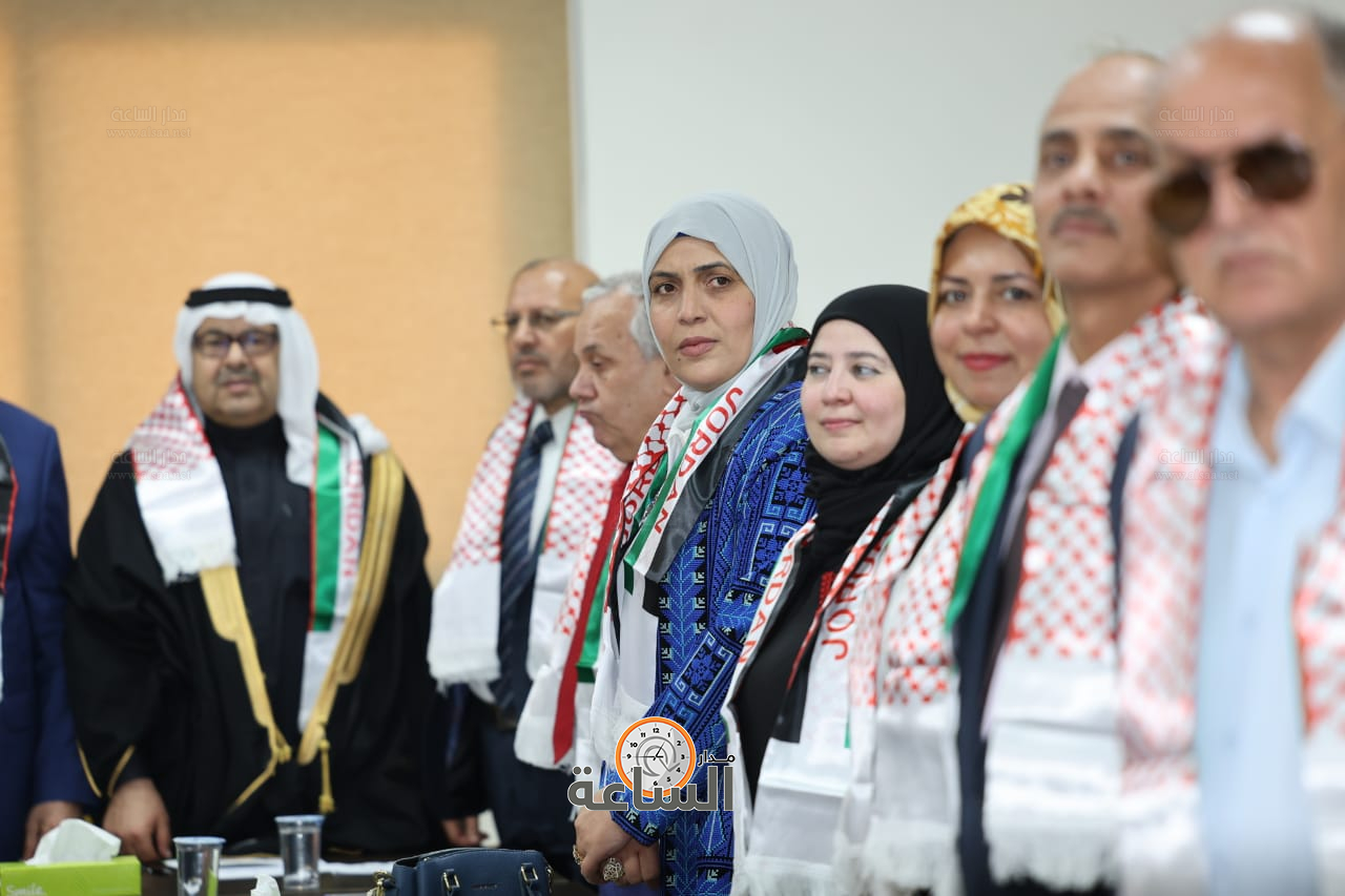 Madar Al-Saa Images 0.432085621469695