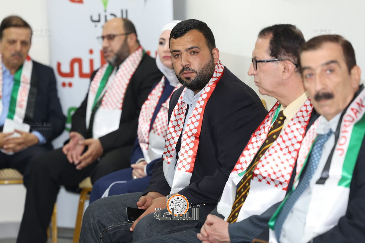 Madar Al-Saa Images 0.8883182626013696