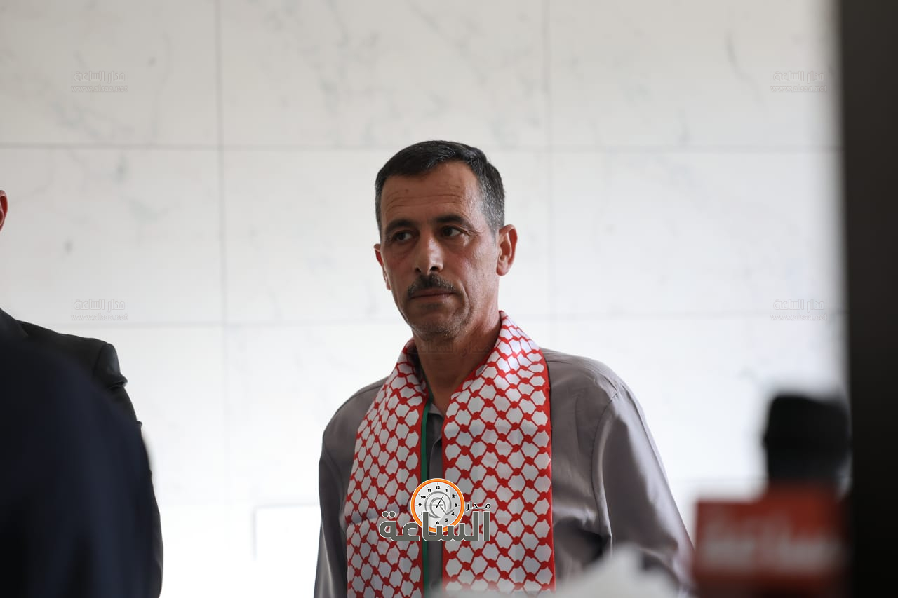 Madar Al-Saa Images 0.3814060389709756