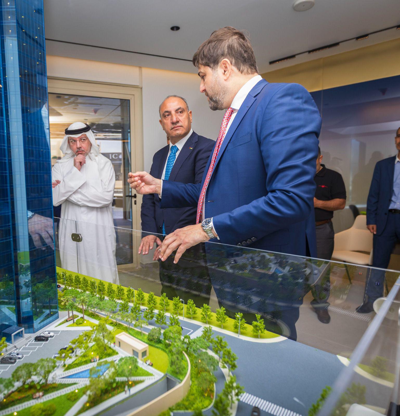 Madar Al-Saa Images 0.3009315094789753