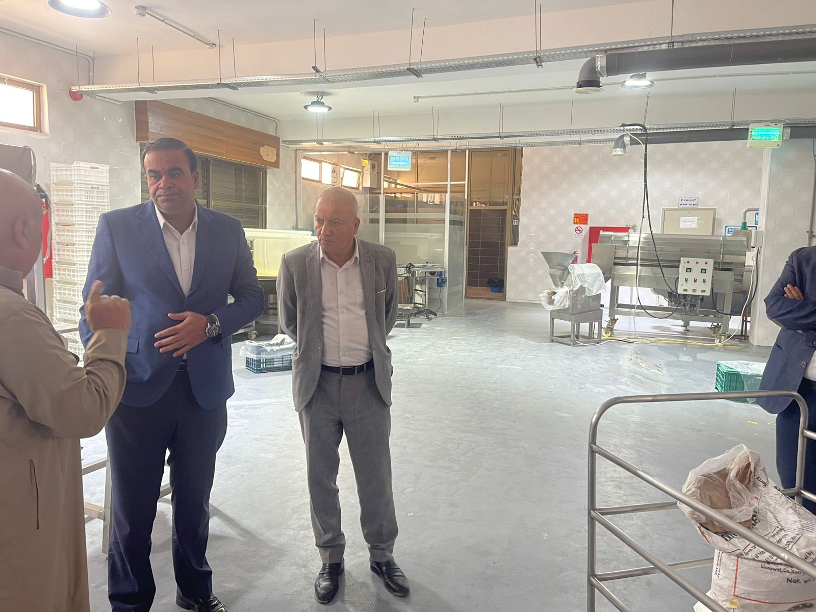 Madar Al-Saa Images 0.41587352612627715