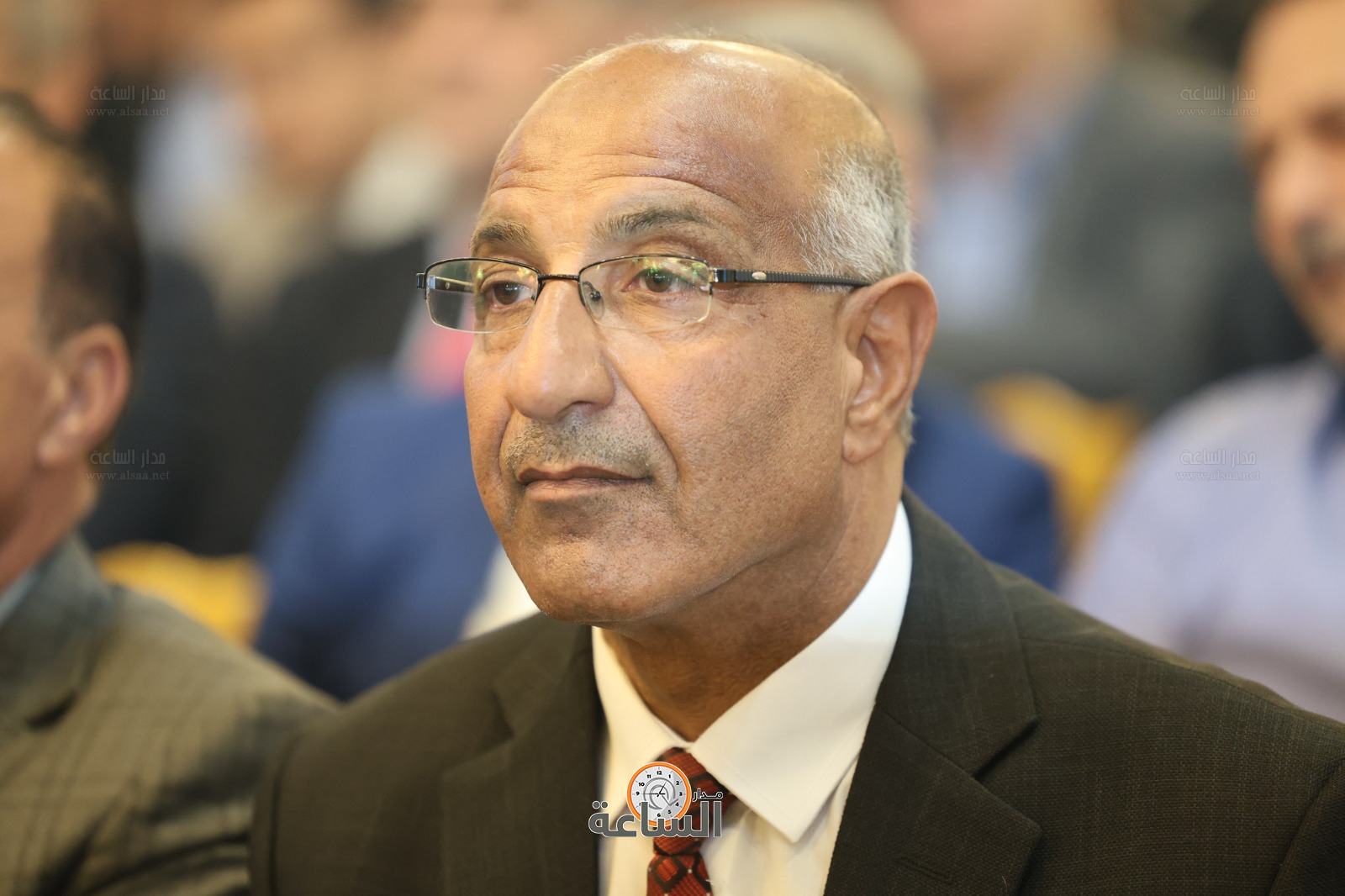 Madar Al-Saa Images 0.061343712893993985