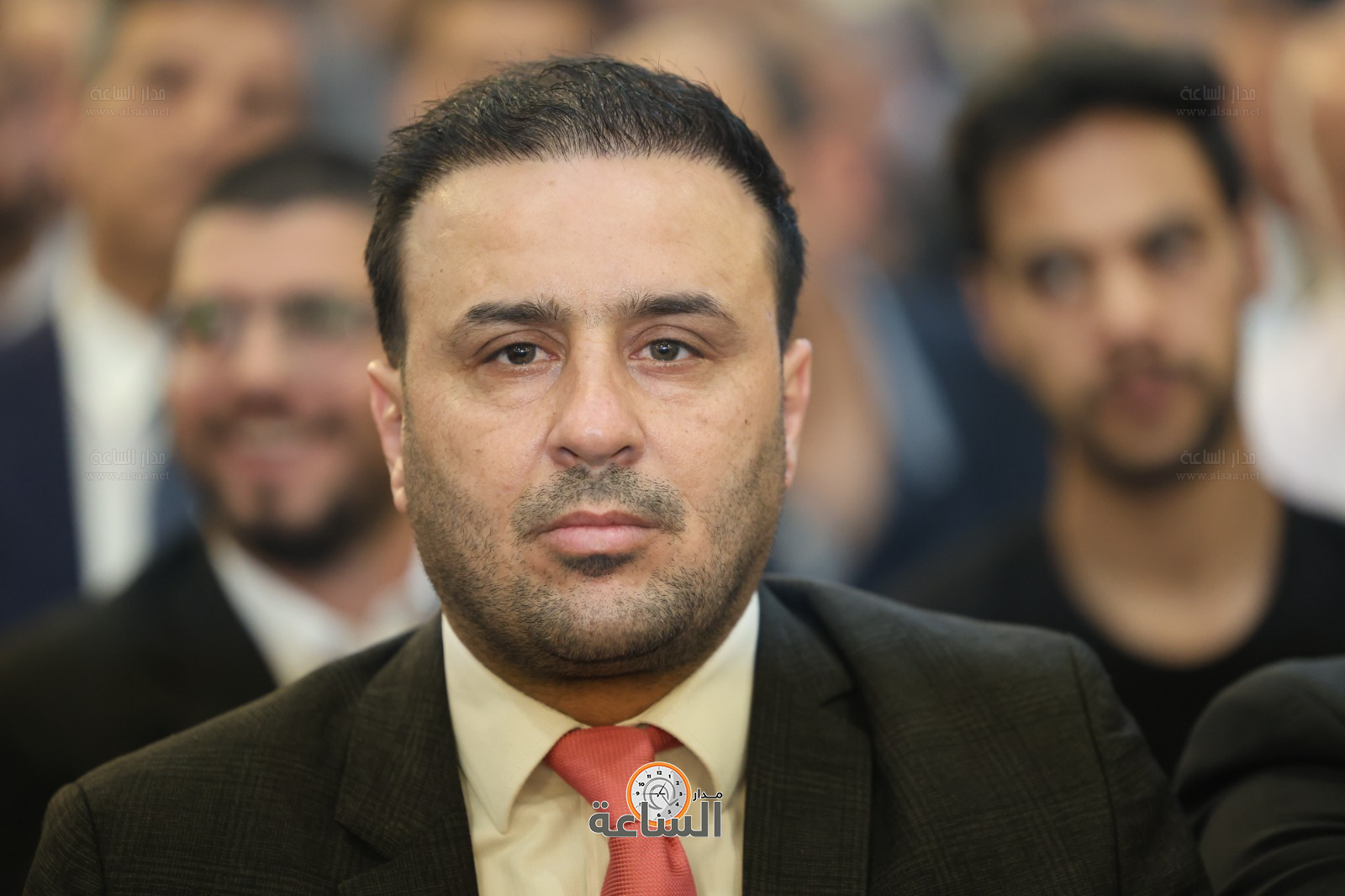 Madar Al-Saa Images 0.79157942898709