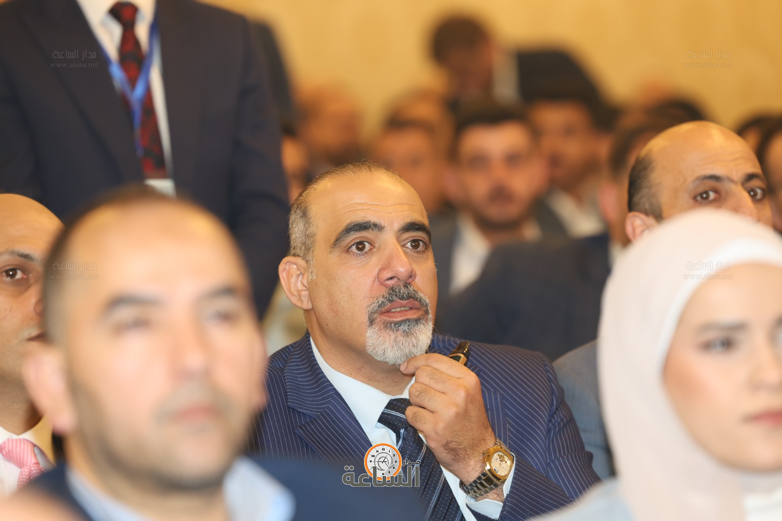 Madar Al-Saa Images 0.11877880126667206