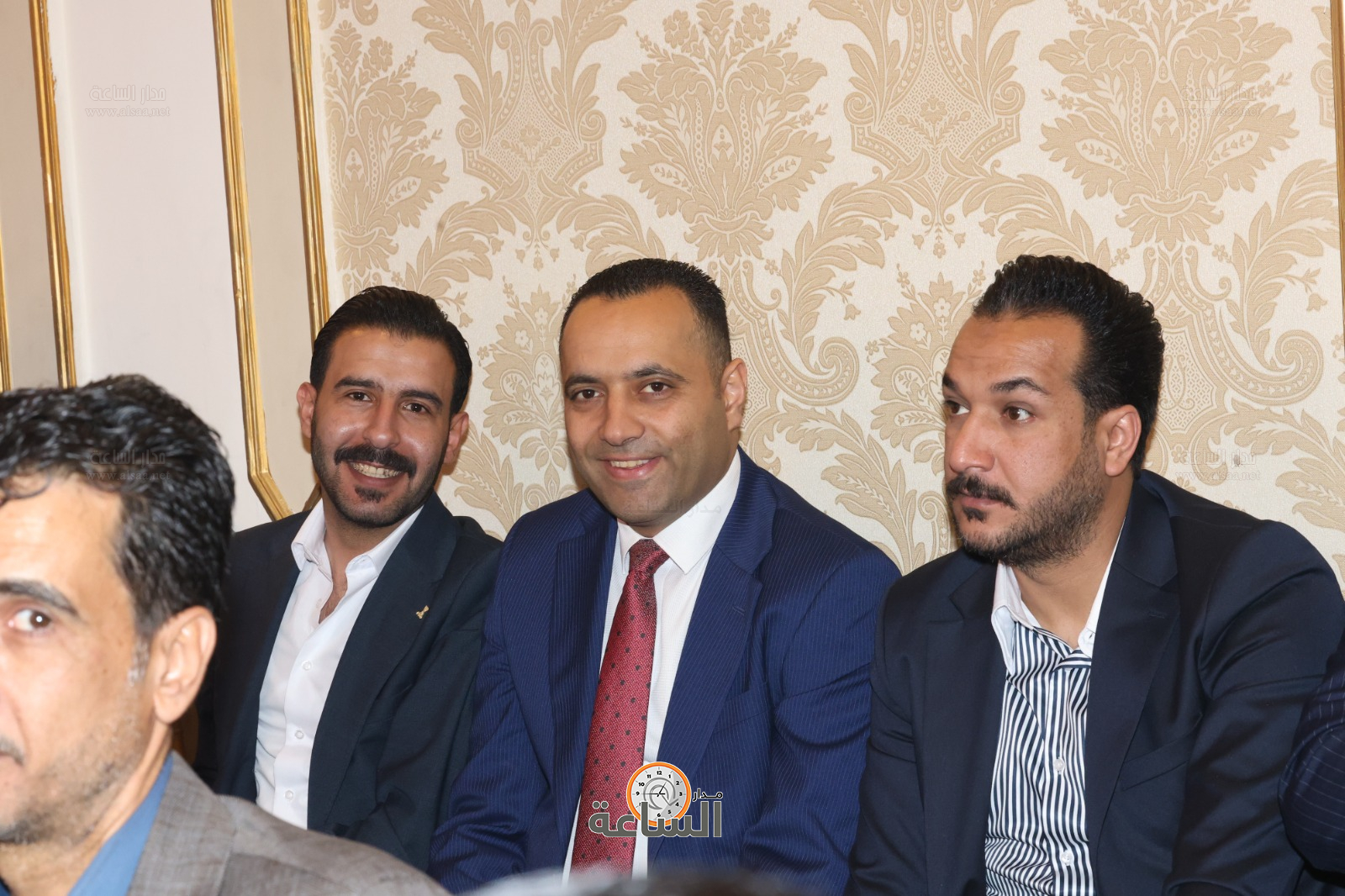 Madar Al-Saa Images 0.4362078940567654