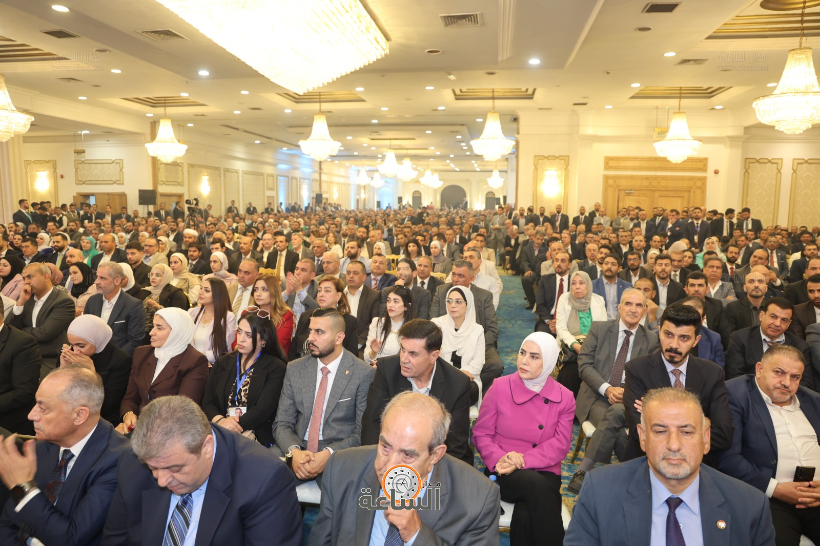 Madar Al-Saa Images 0.4227764343152376