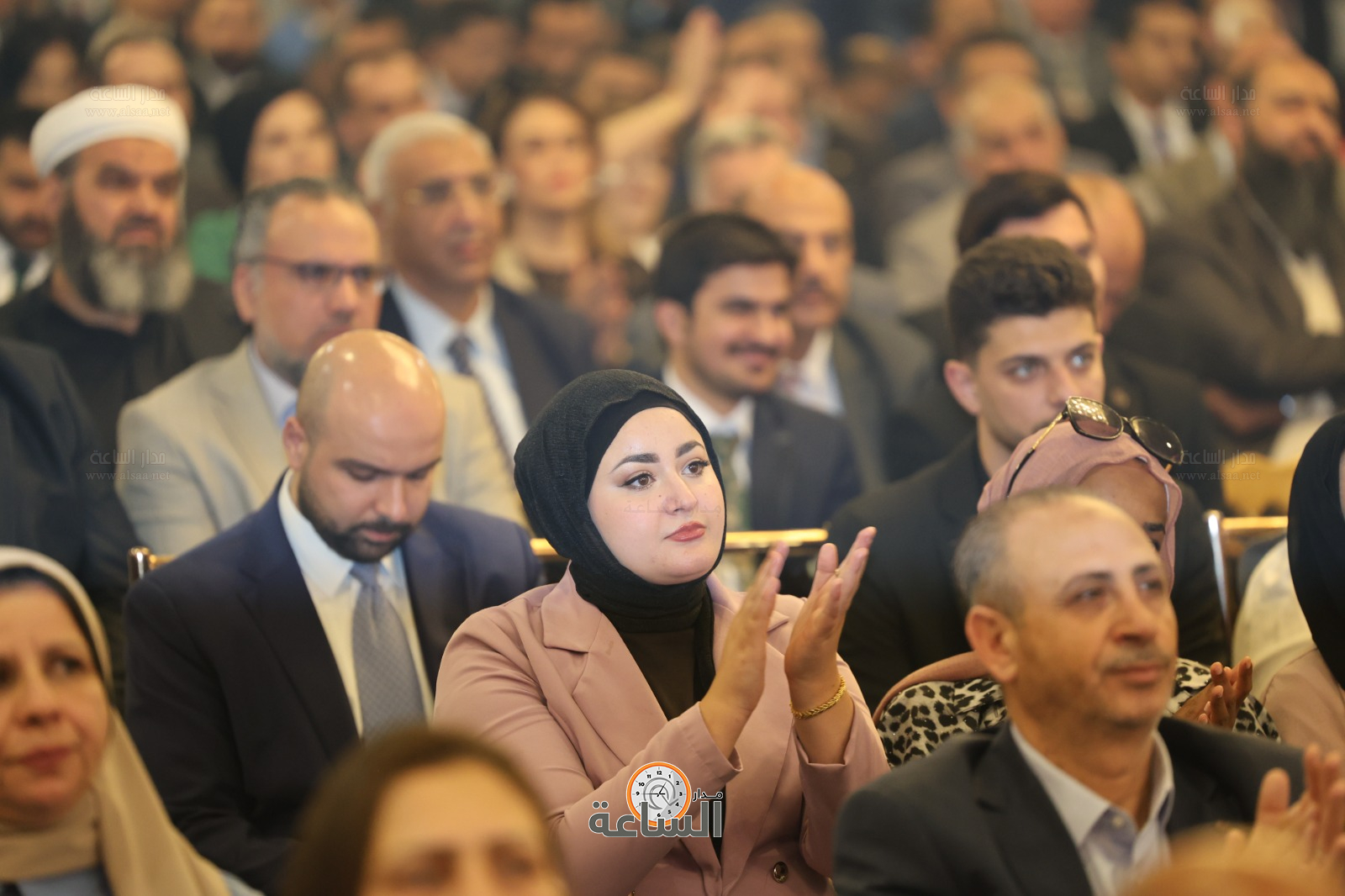 Madar Al-Saa Images 0.2725922893338314