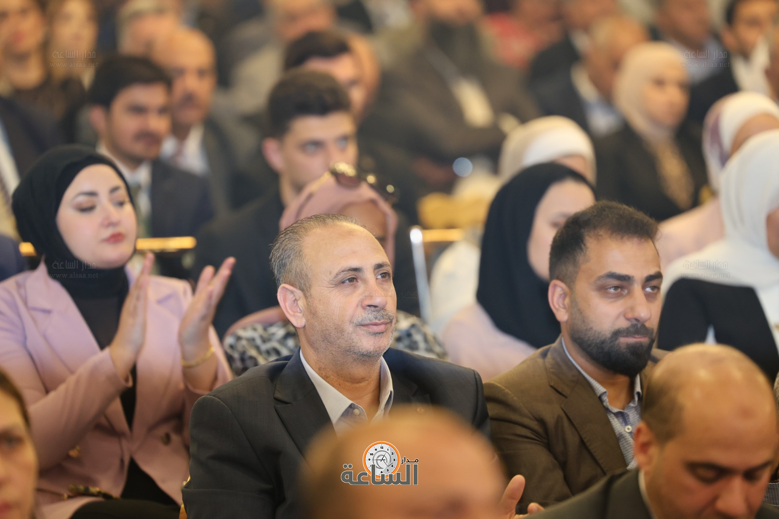 Madar Al-Saa Images 0.24099556844692516