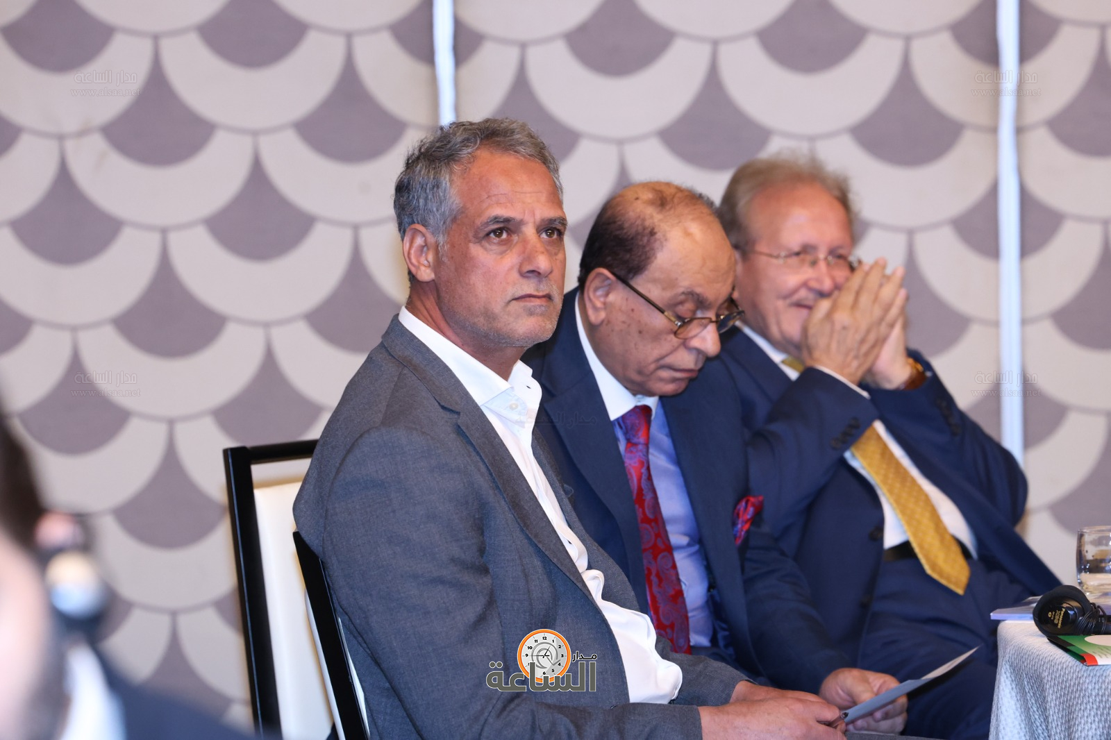 Madar Al-Saa Images 0.3871172411389968