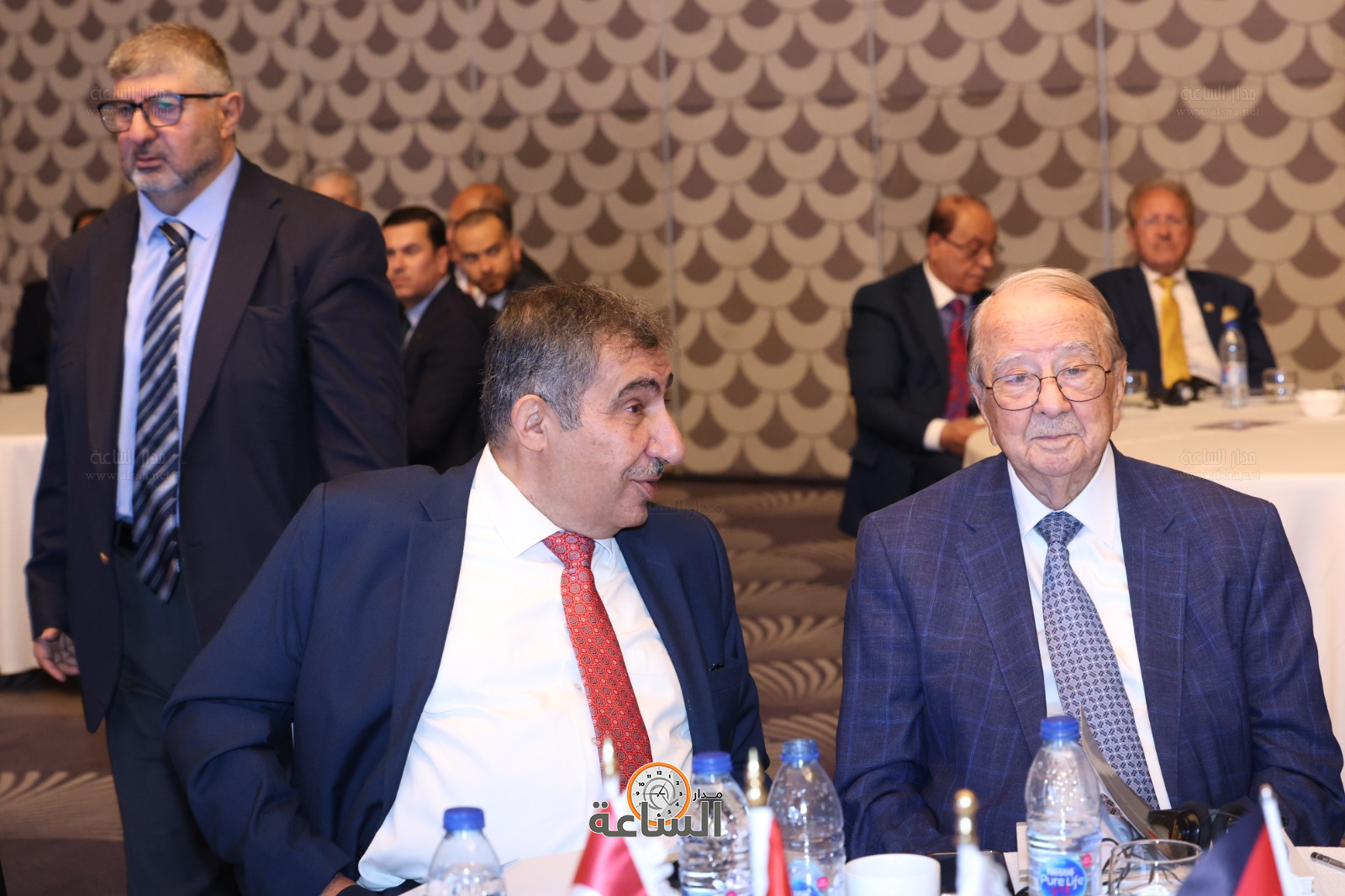 Madar Al-Saa Images 0.5106551540067963