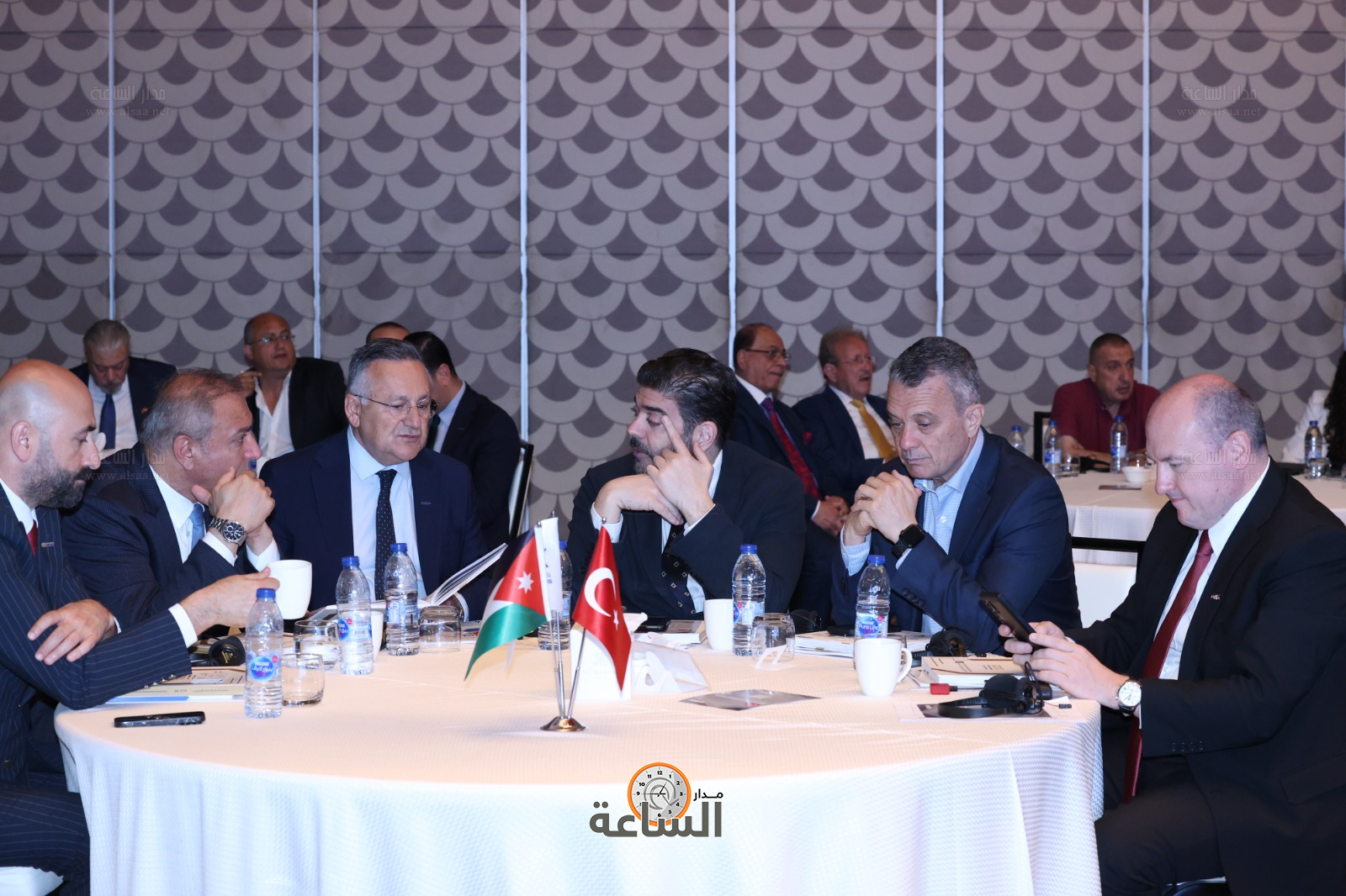 Madar Al-Saa Images 0.41534796301408994