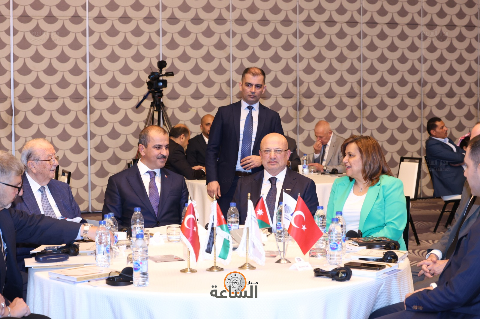 Madar Al-Saa Images 0.2763929932704373