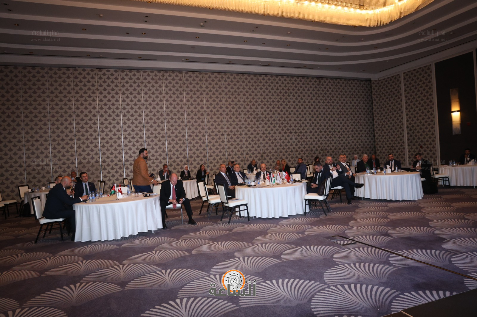 Madar Al-Saa Images 0.78343438198023